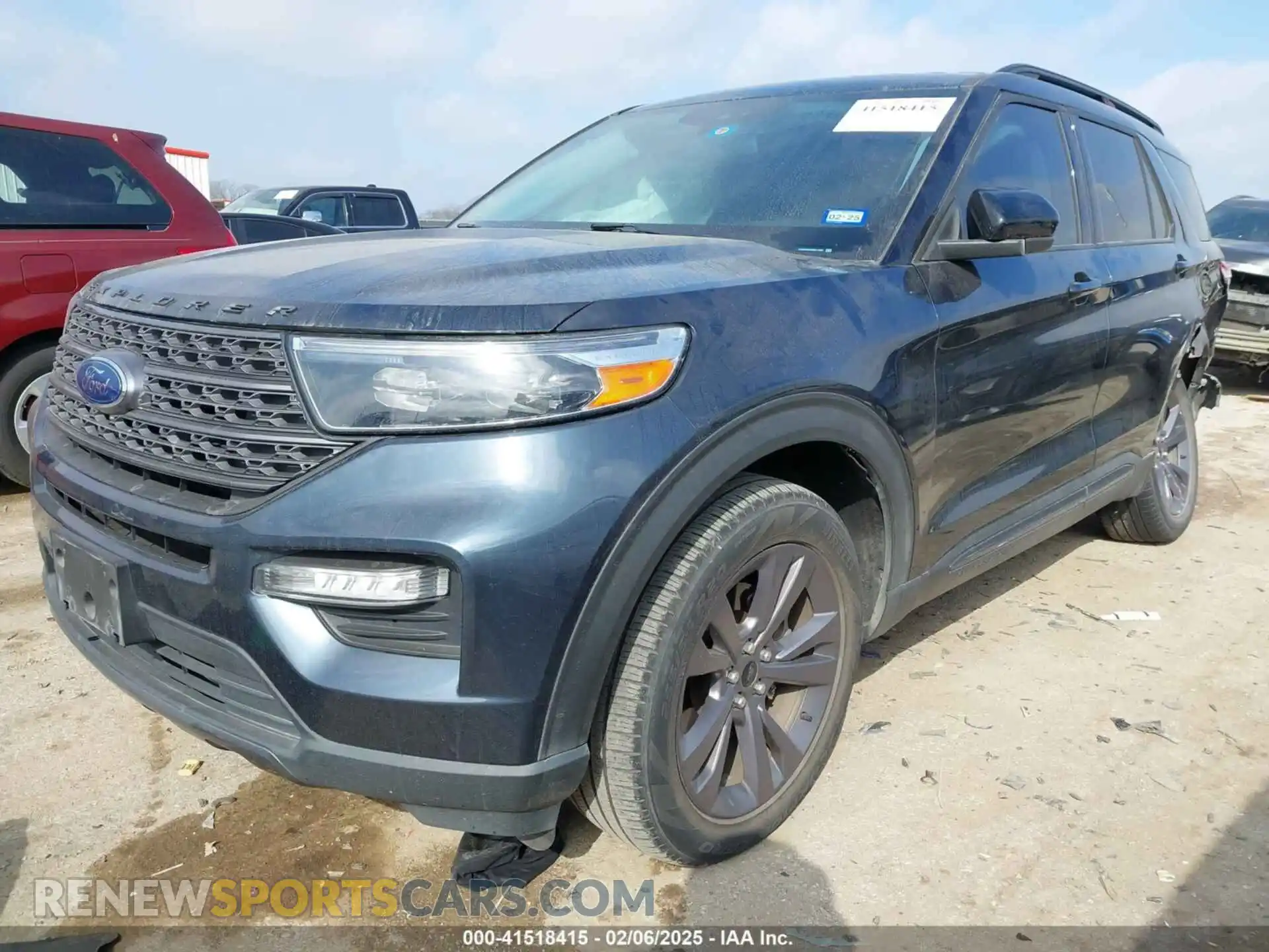 2 Photograph of a damaged car 1FMSK7DH3NGA14352 FORD EXPLORER 2022