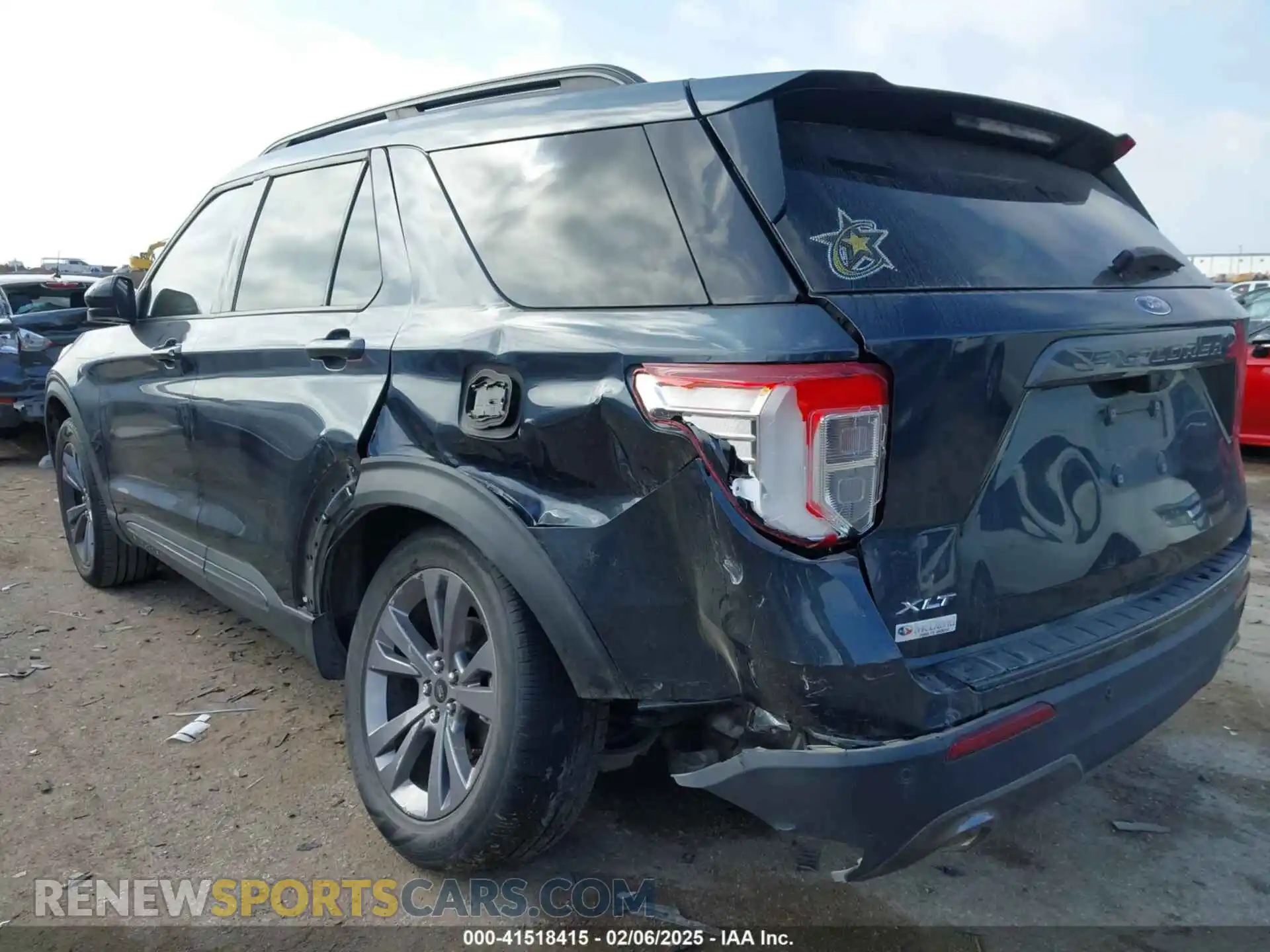 3 Photograph of a damaged car 1FMSK7DH3NGA14352 FORD EXPLORER 2022