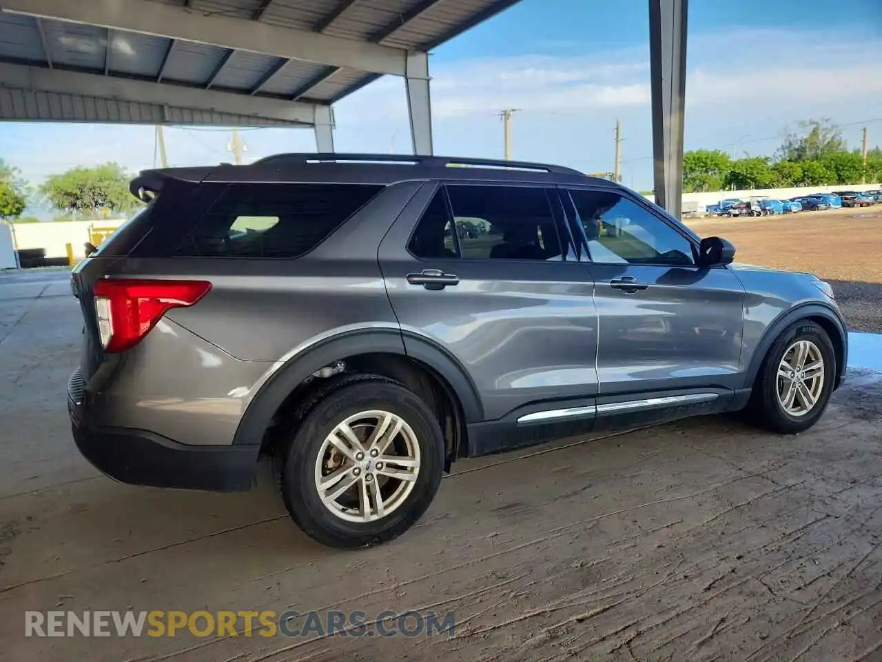 3 Photograph of a damaged car 1FMSK7DH3NGB98823 FORD EXPLORER 2022