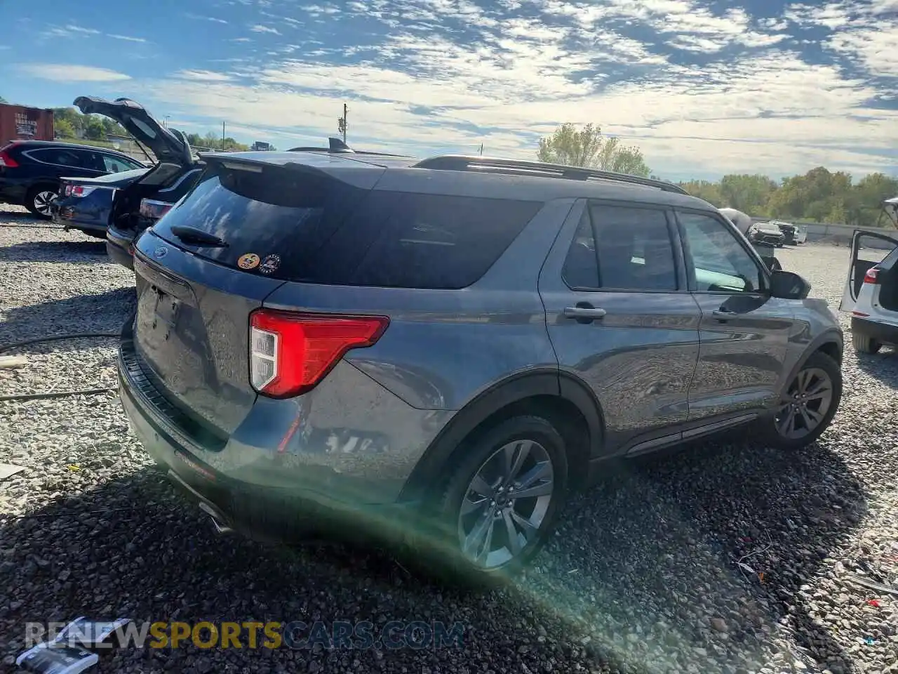 3 Photograph of a damaged car 1FMSK7DH4NGB17151 FORD EXPLORER 2022