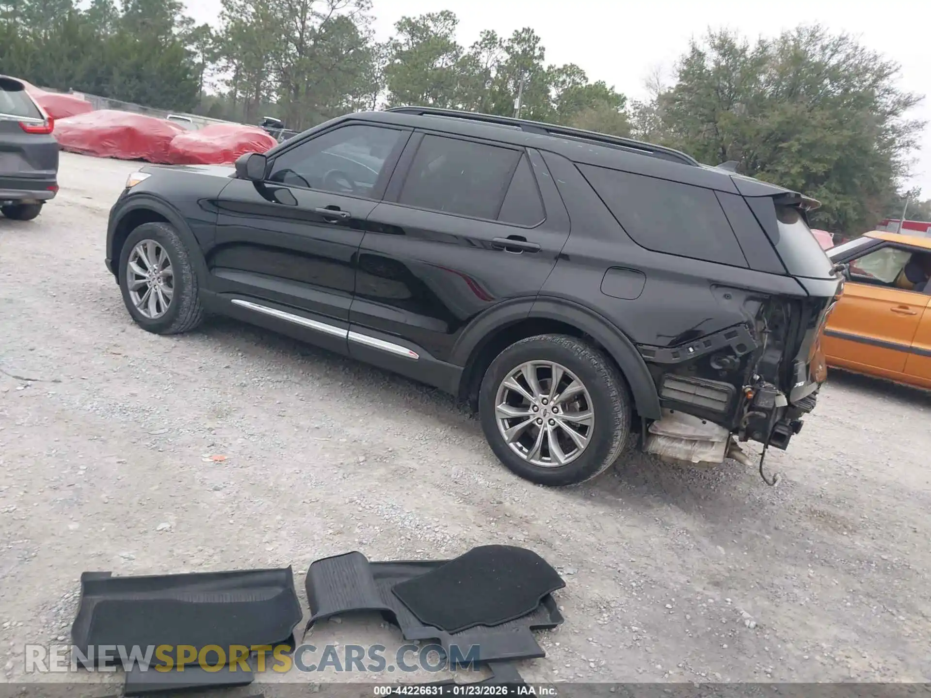 3 Photograph of a damaged car 1FMSK7DH5NGA83656 FORD EXPLORER 2022