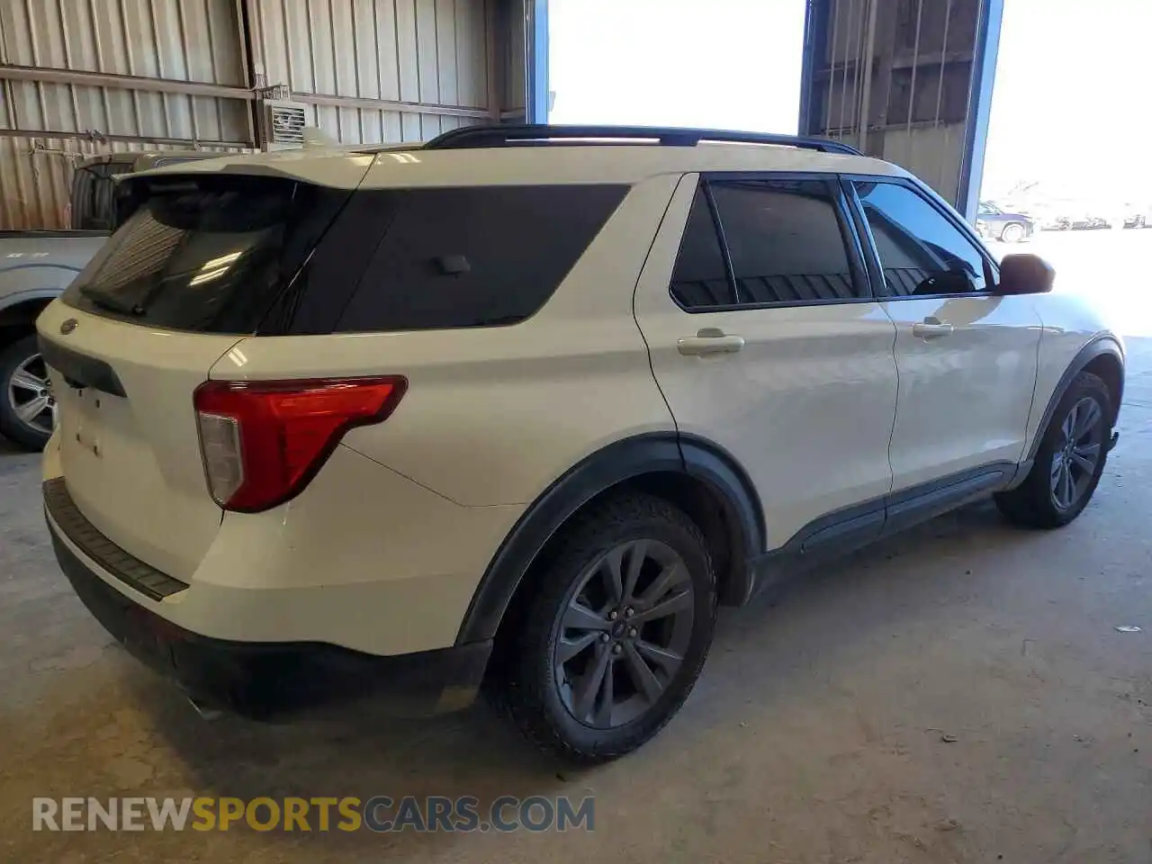 3 Photograph of a damaged car 1FMSK7DH6NGA11025 FORD EXPLORER 2022