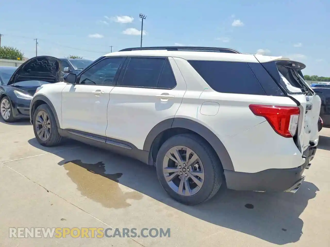 2 Photograph of a damaged car 1FMSK7DH6NGB45274 FORD EXPLORER 2022