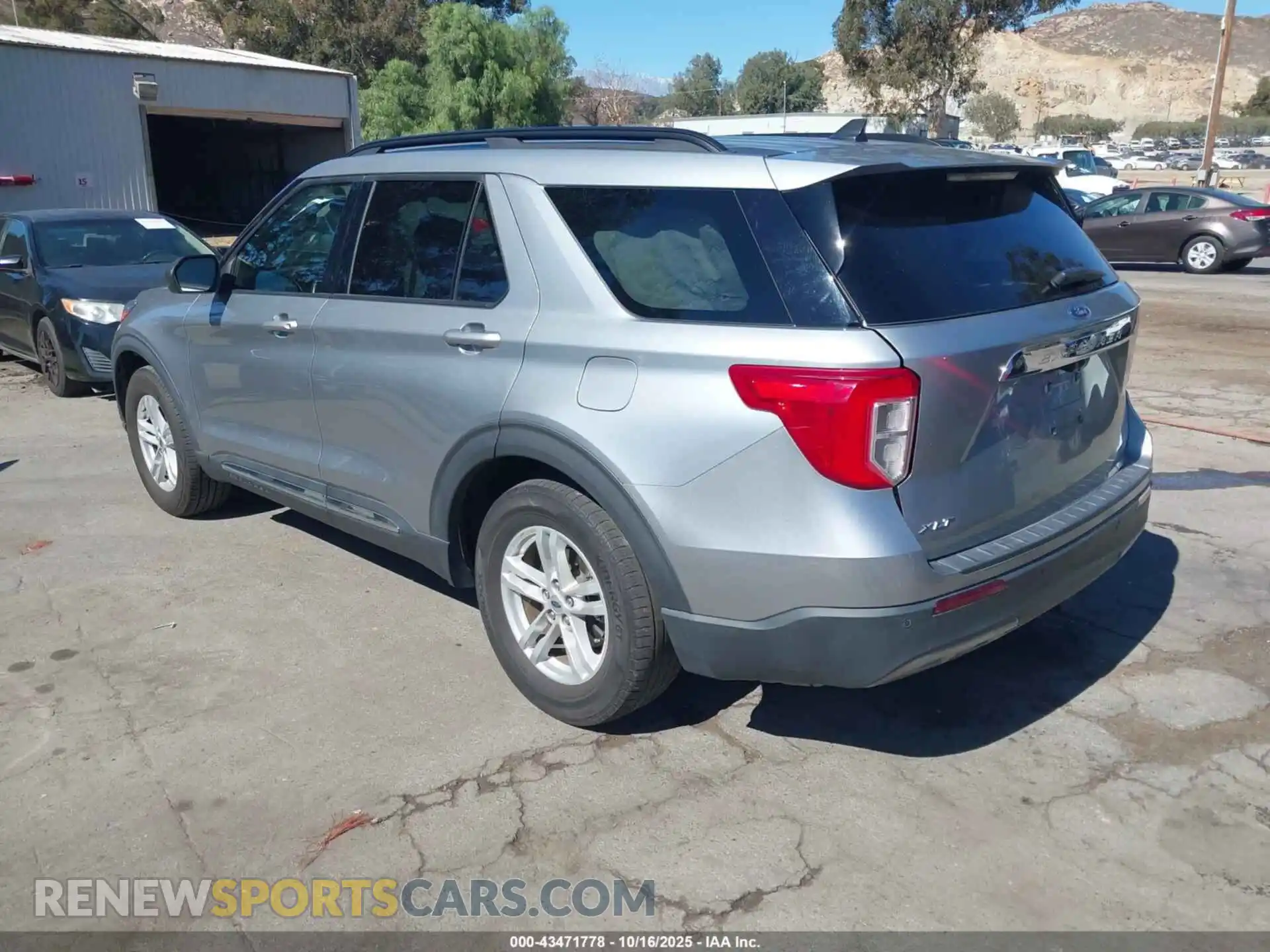 3 Photograph of a damaged car 1FMSK7DH6NGB76072 FORD EXPLORER 2022