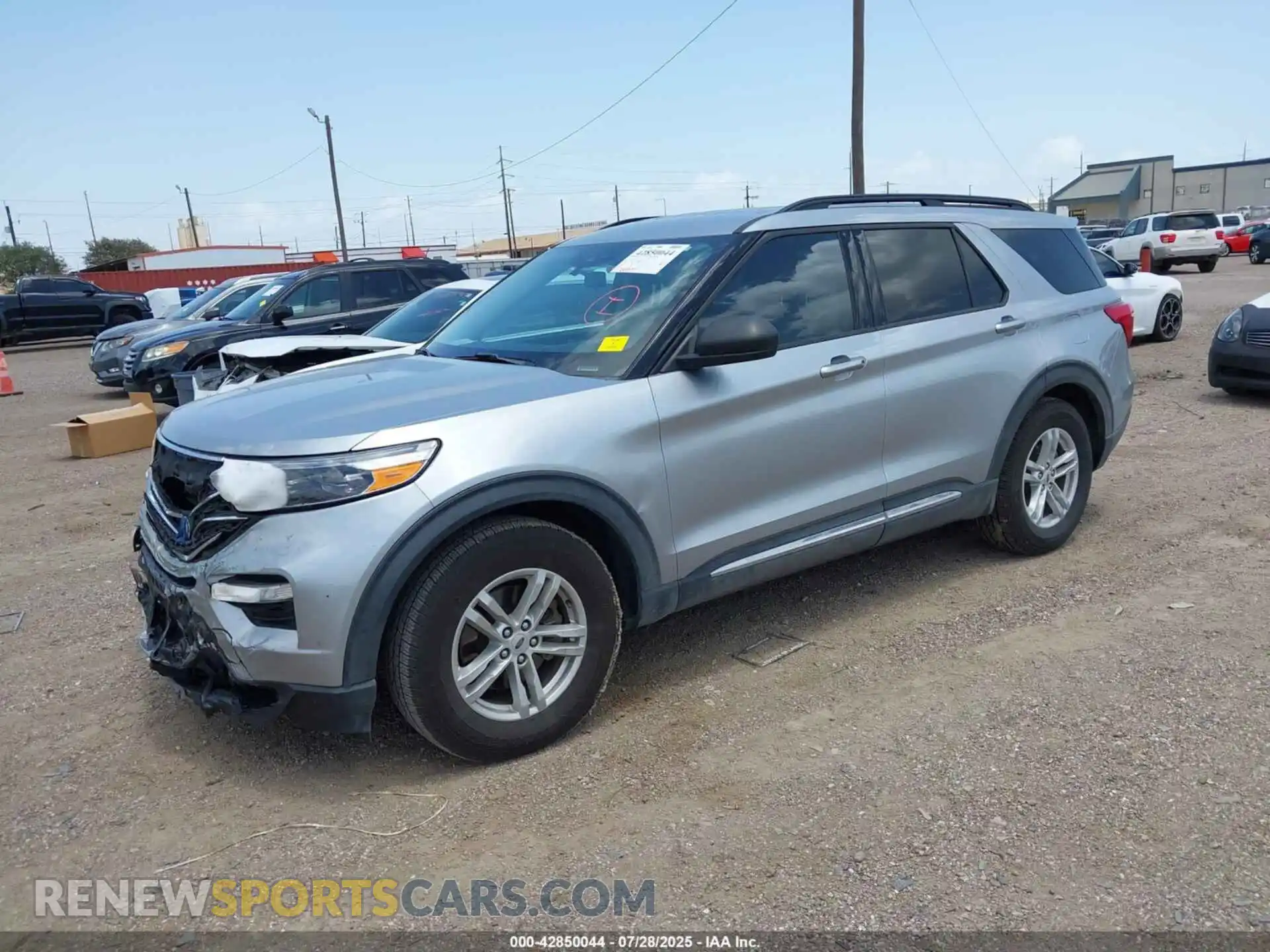 2 Photograph of a damaged car 1FMSK7DH7NGA20123 FORD EXPLORER 2022