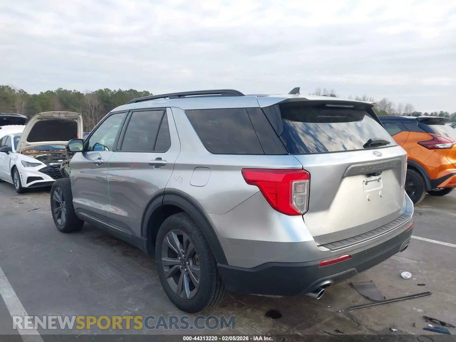 3 Photograph of a damaged car 1FMSK7DH7NGC33203 FORD EXPLORER 2022