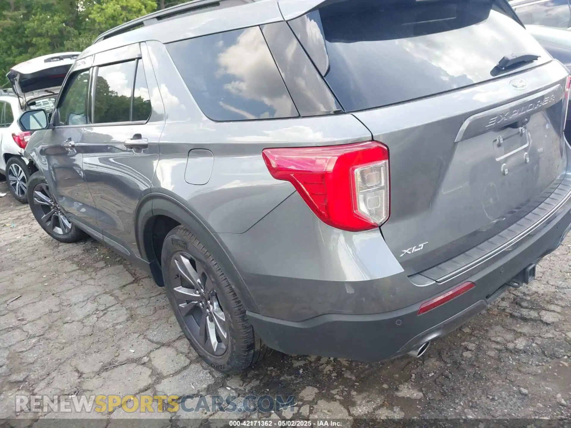 3 Photograph of a damaged car 1FMSK7DH8NGB12227 FORD EXPLORER 2022