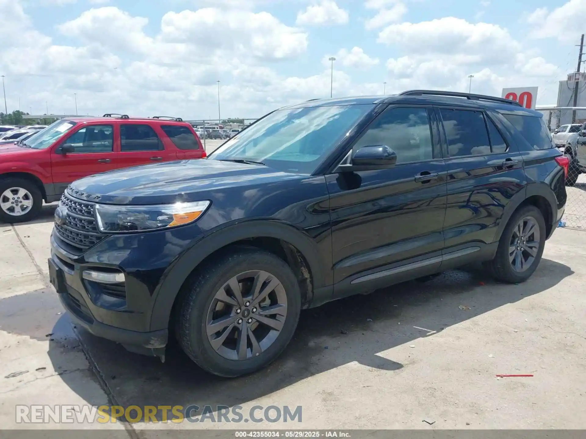 2 Фотография поврежденного автомобиля 1FMSK7DH9NGB42370 FORD EXPLORER 2022