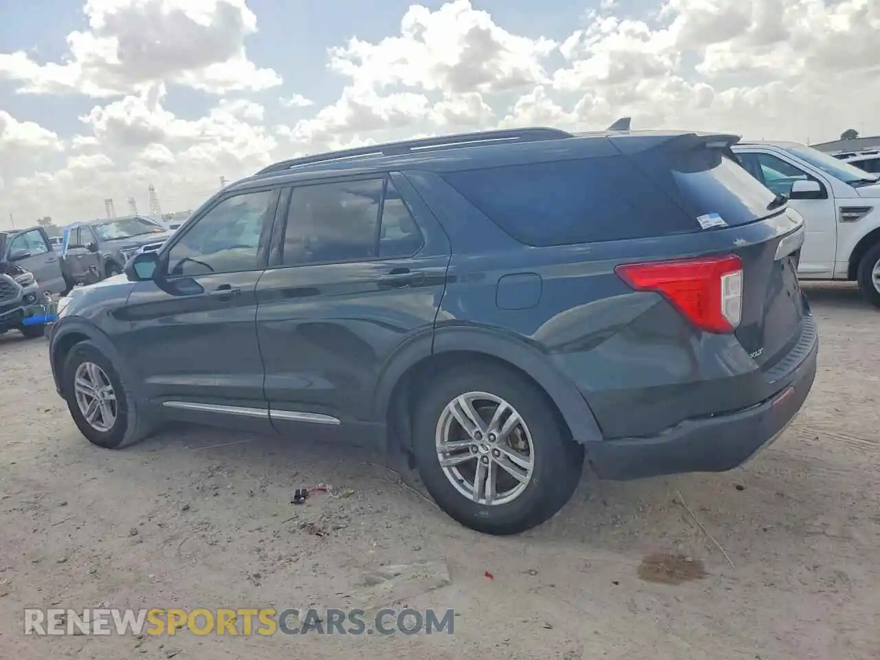 2 Photograph of a damaged car 1FMSK7DH9NGC02437 FORD EXPLORER 2022