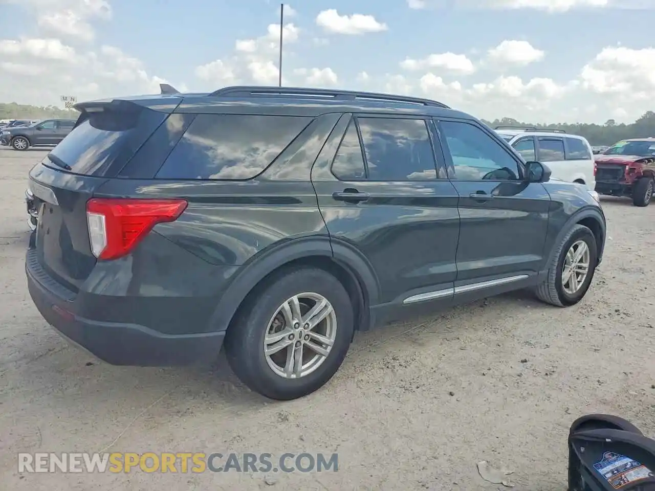 3 Photograph of a damaged car 1FMSK7DH9NGC02437 FORD EXPLORER 2022