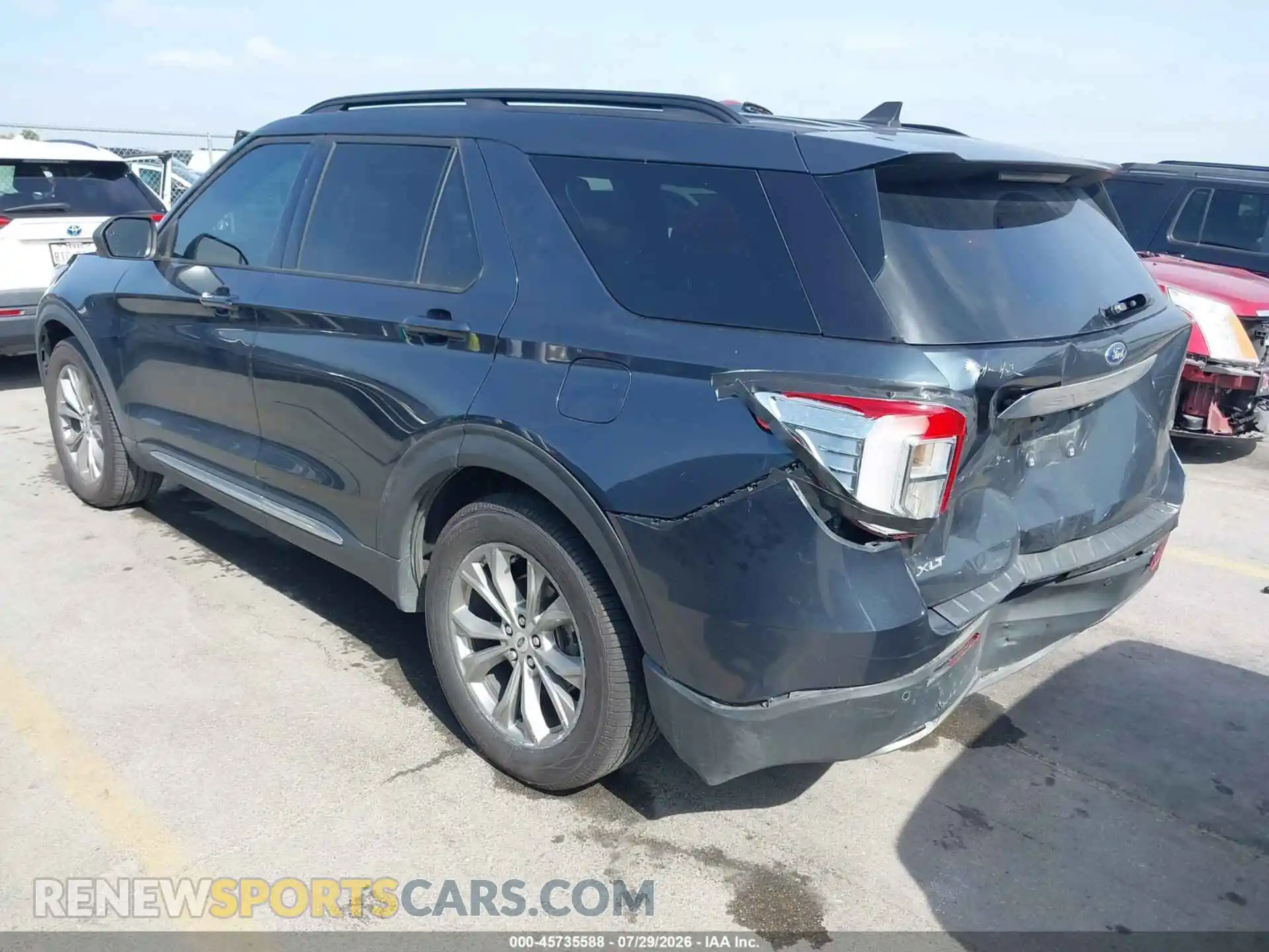 3 Photograph of a damaged car 1FMSK7DH9NGC33042 FORD EXPLORER 2022