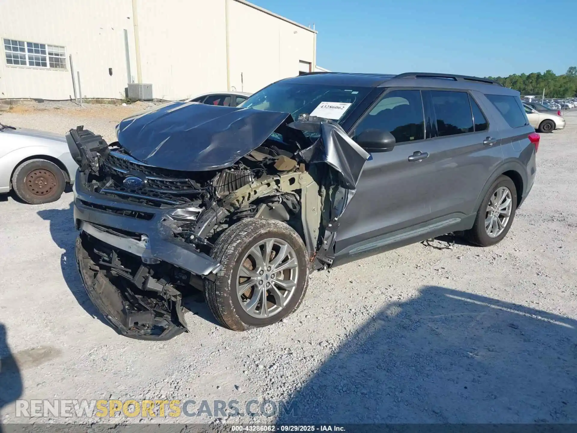 2 Photograph of a damaged car 1FMSK7DHXNGA24148 FORD EXPLORER 2022