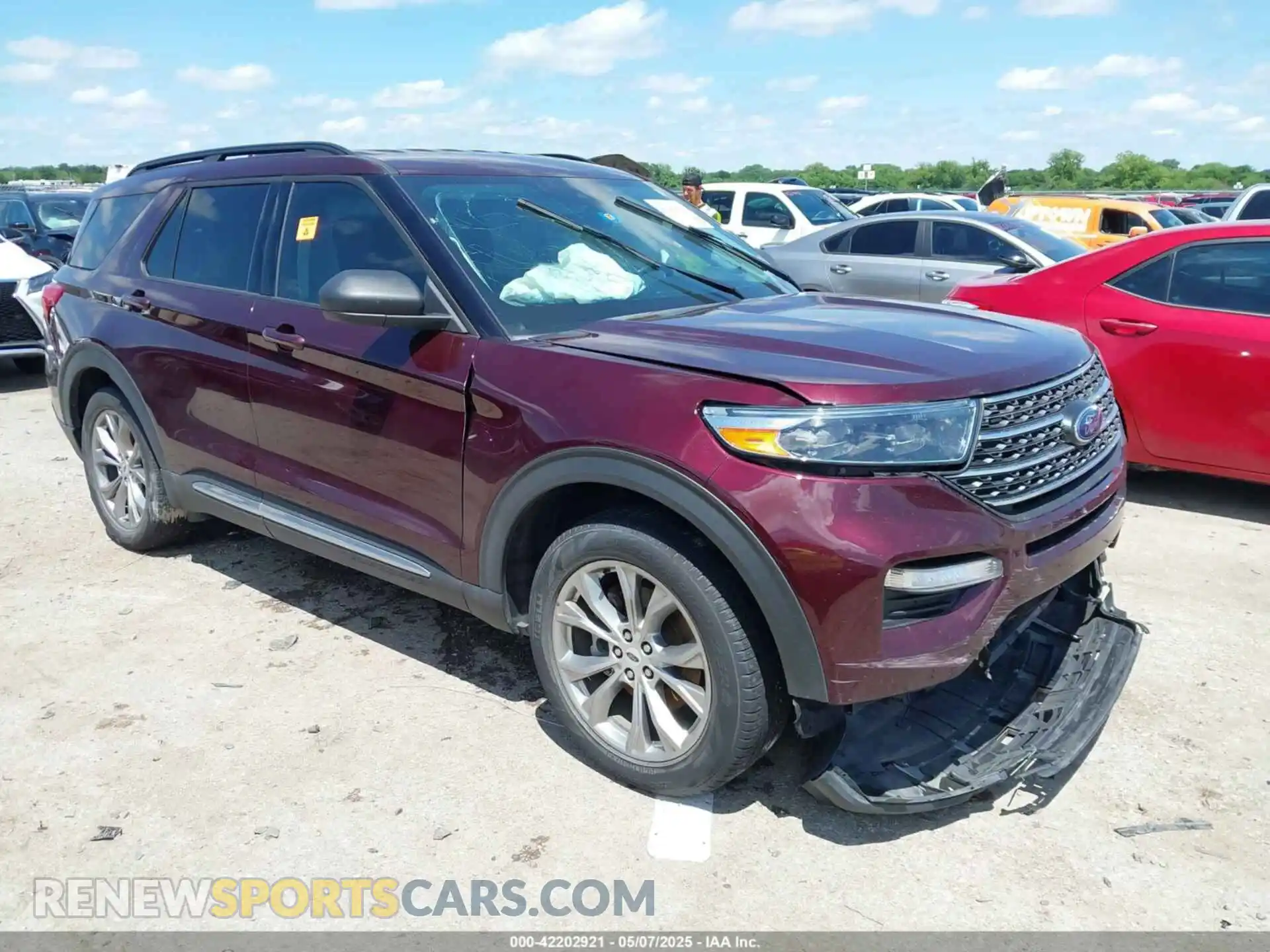 1 Photograph of a damaged car 1FMSK7DHXNGA33433 FORD EXPLORER 2022
