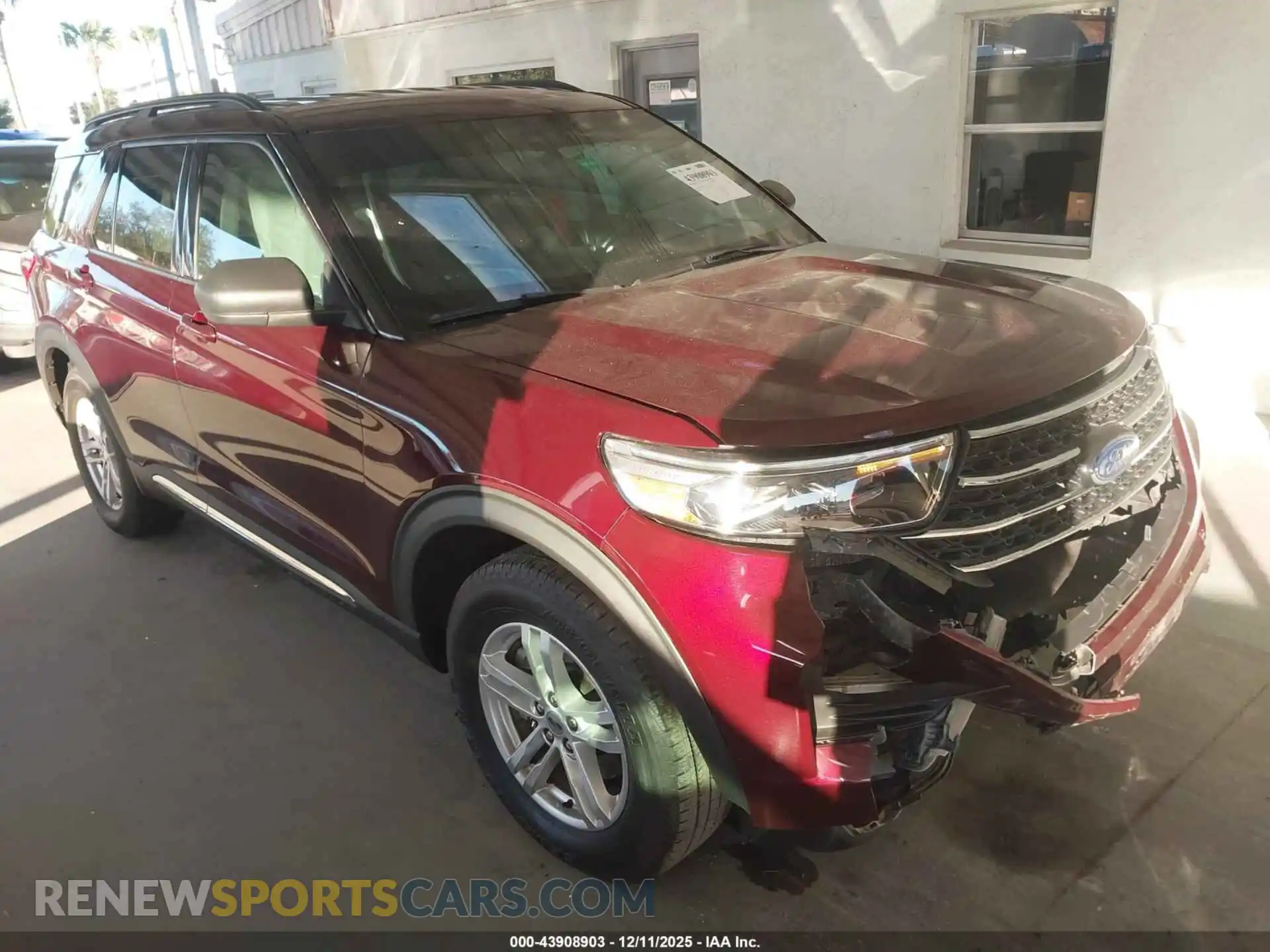 1 Photograph of a damaged car 1FMSK7DHXNGA38485 FORD EXPLORER 2022