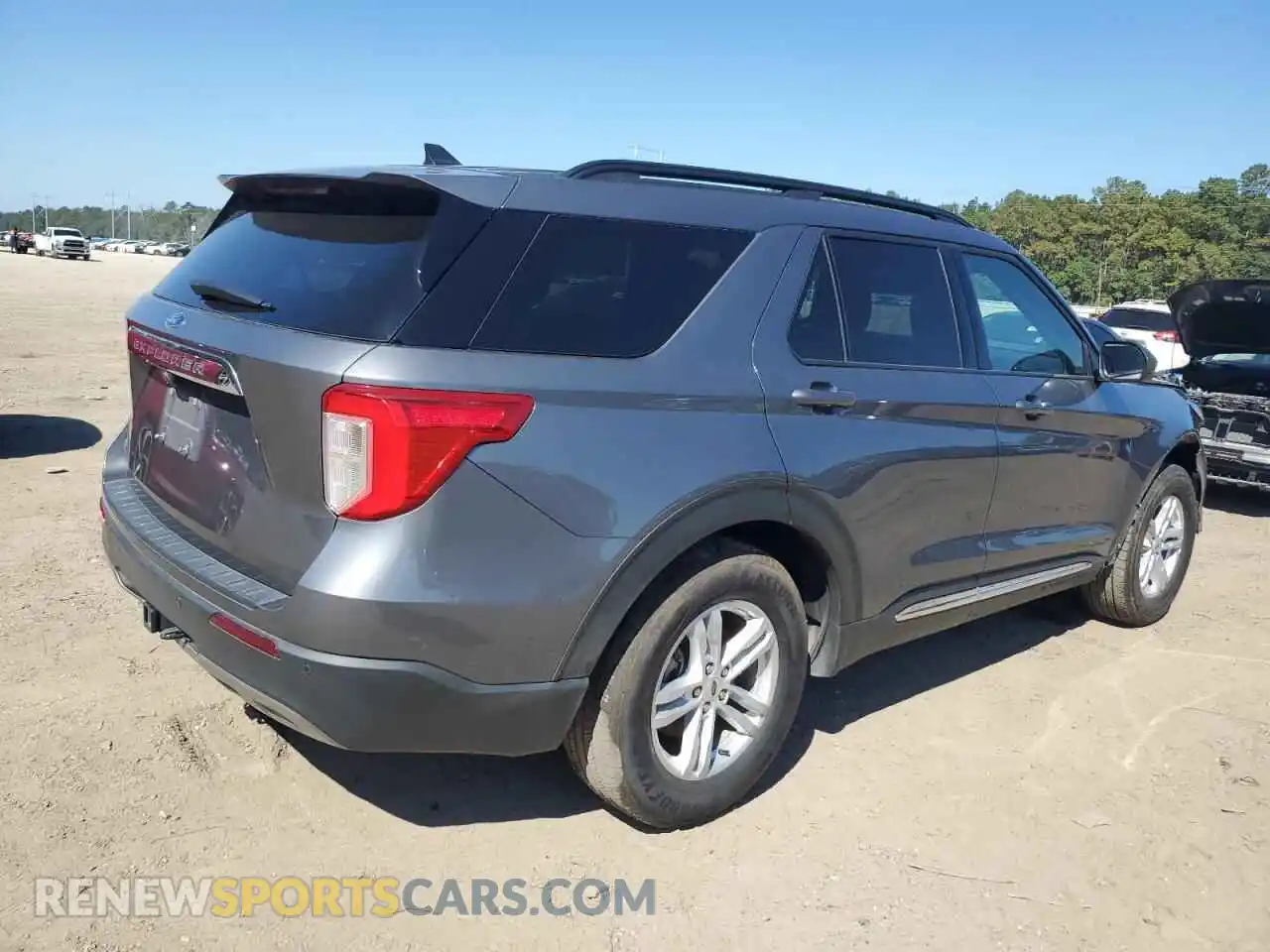 3 Photograph of a damaged car 1FMSK7DHXNGB20782 FORD EXPLORER 2022