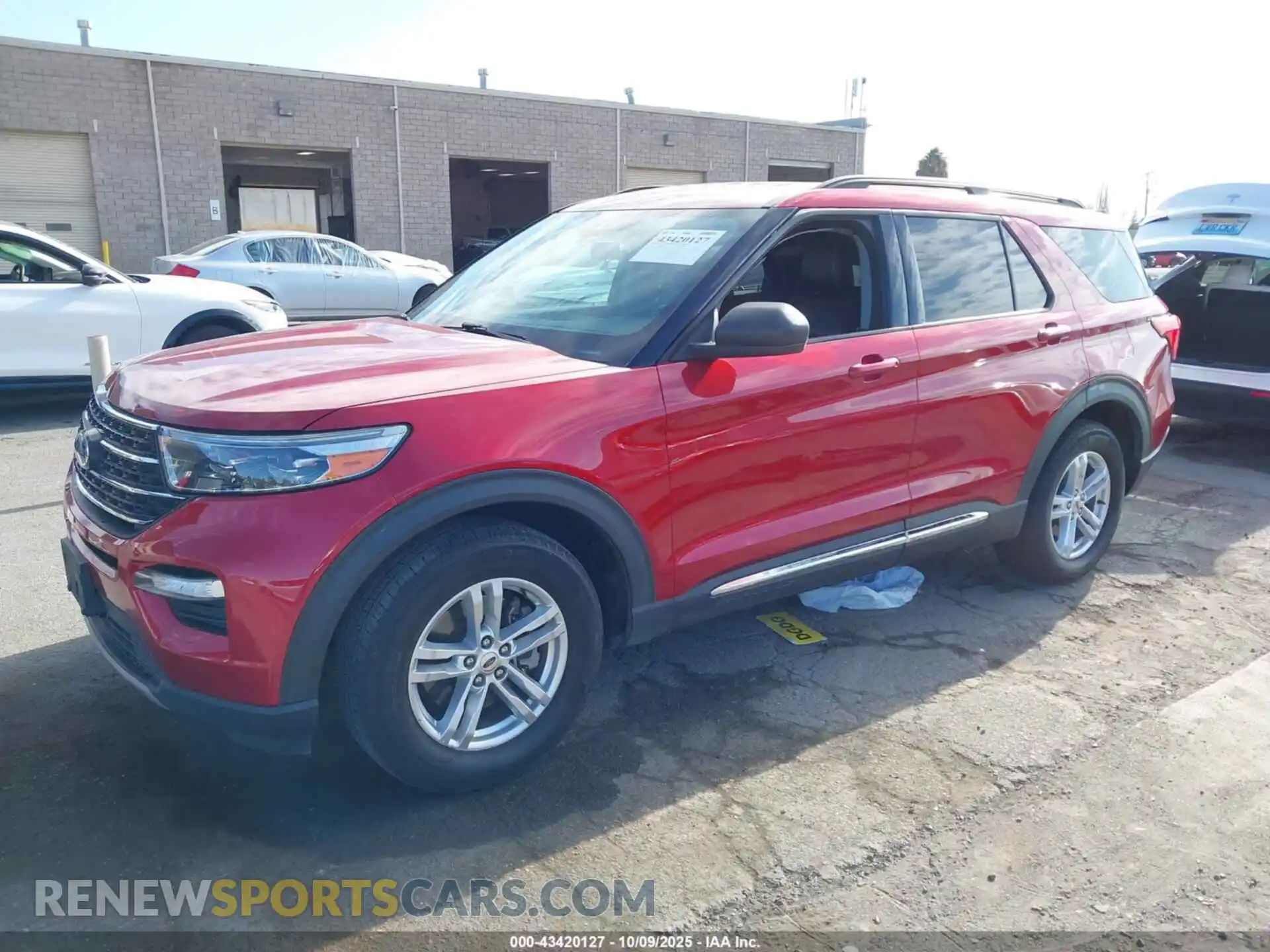 2 Фотография поврежденного автомобиля 1FMSK7DHXNGB42152 FORD EXPLORER 2022