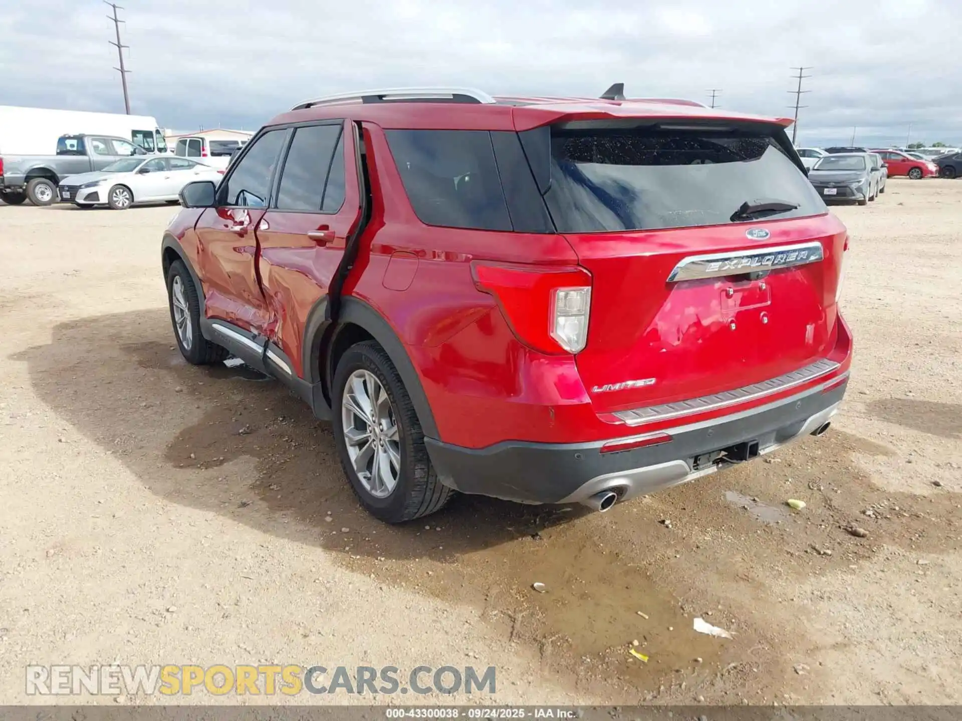 3 Photograph of a damaged car 1FMSK7FH1NGA21118 FORD EXPLORER 2022