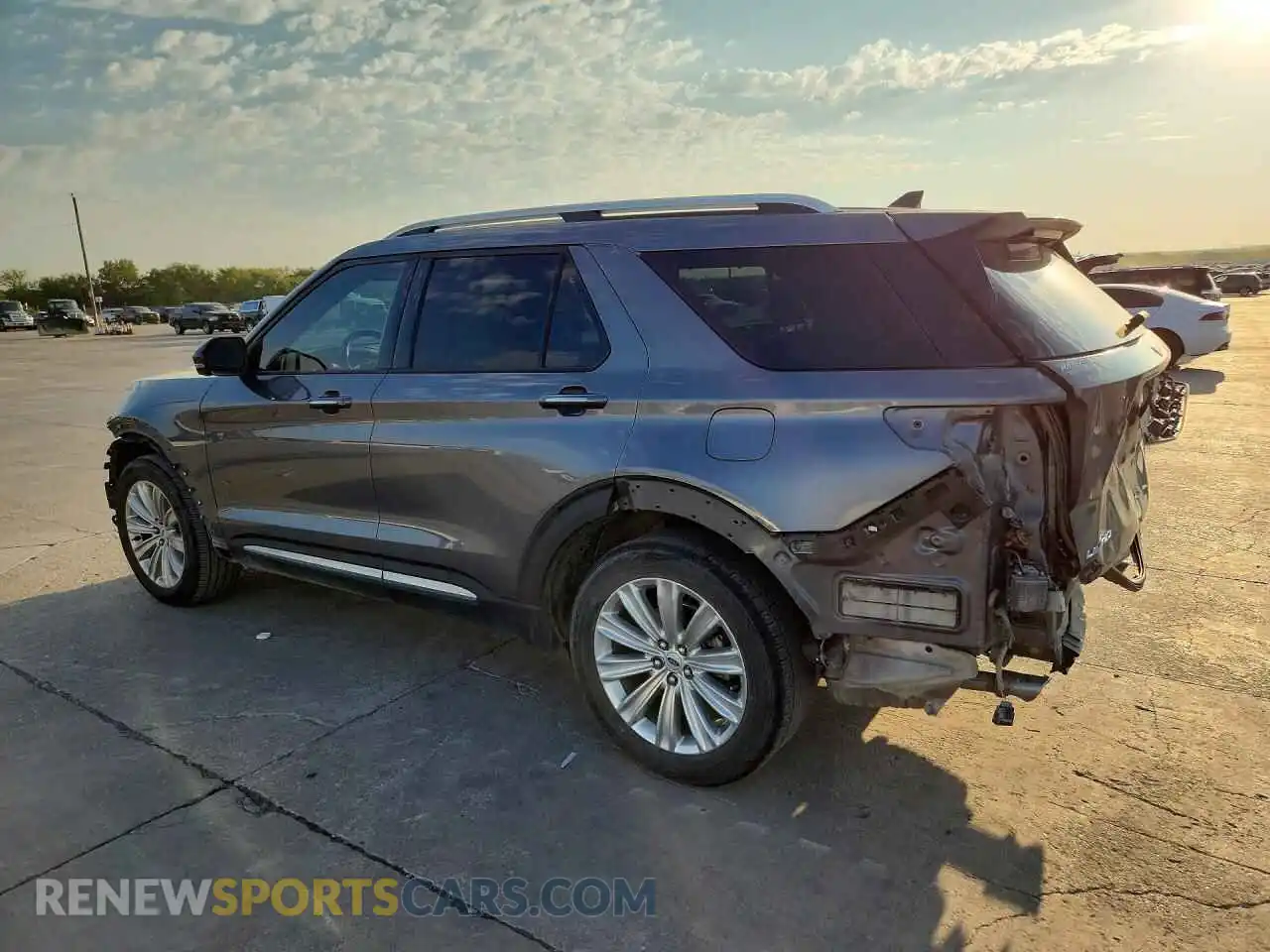 2 Photograph of a damaged car 1FMSK7FH5NGA82648 FORD EXPLORER 2022