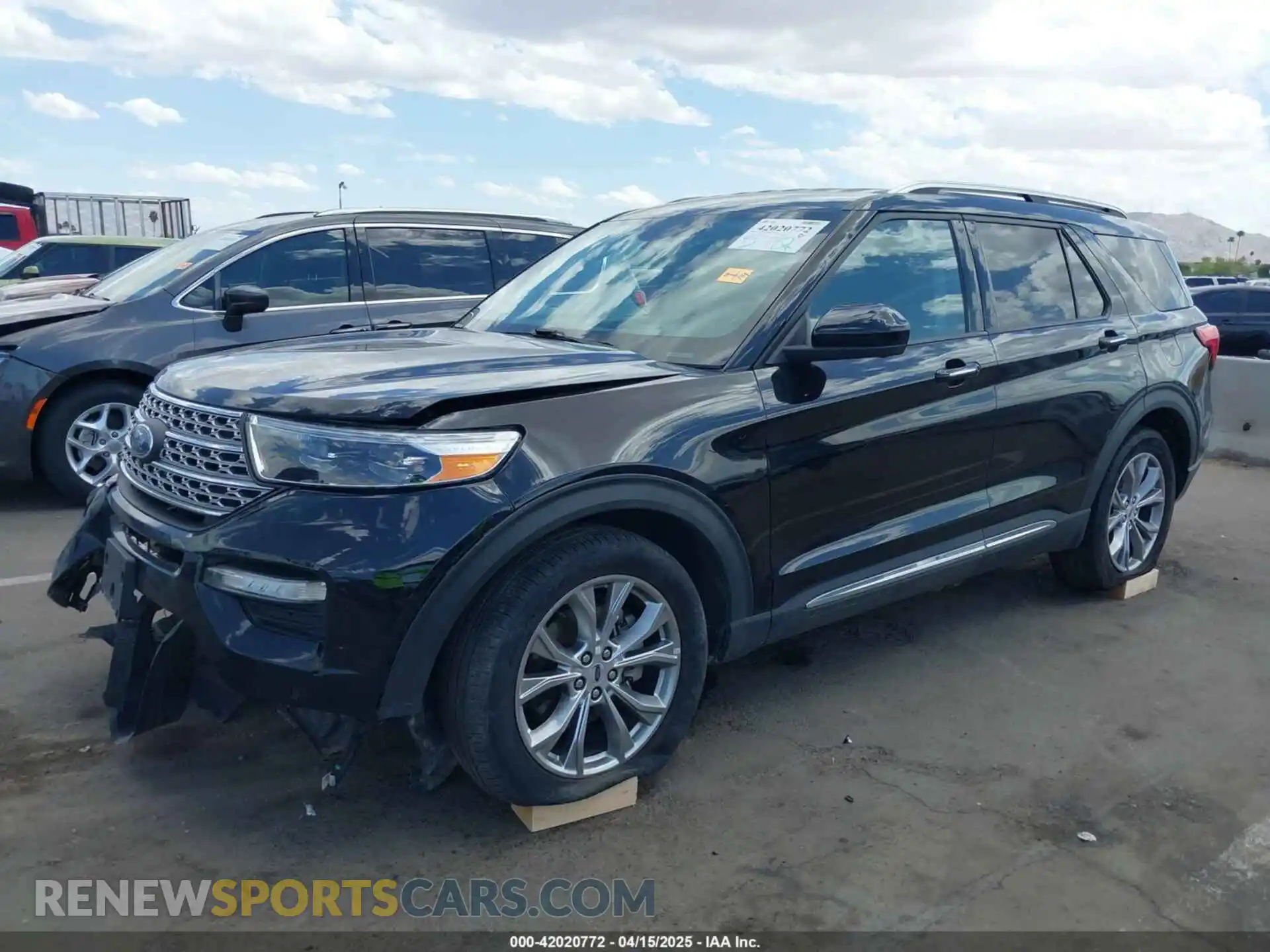 2 Photograph of a damaged car 1FMSK7FH5NGA89311 FORD EXPLORER 2022