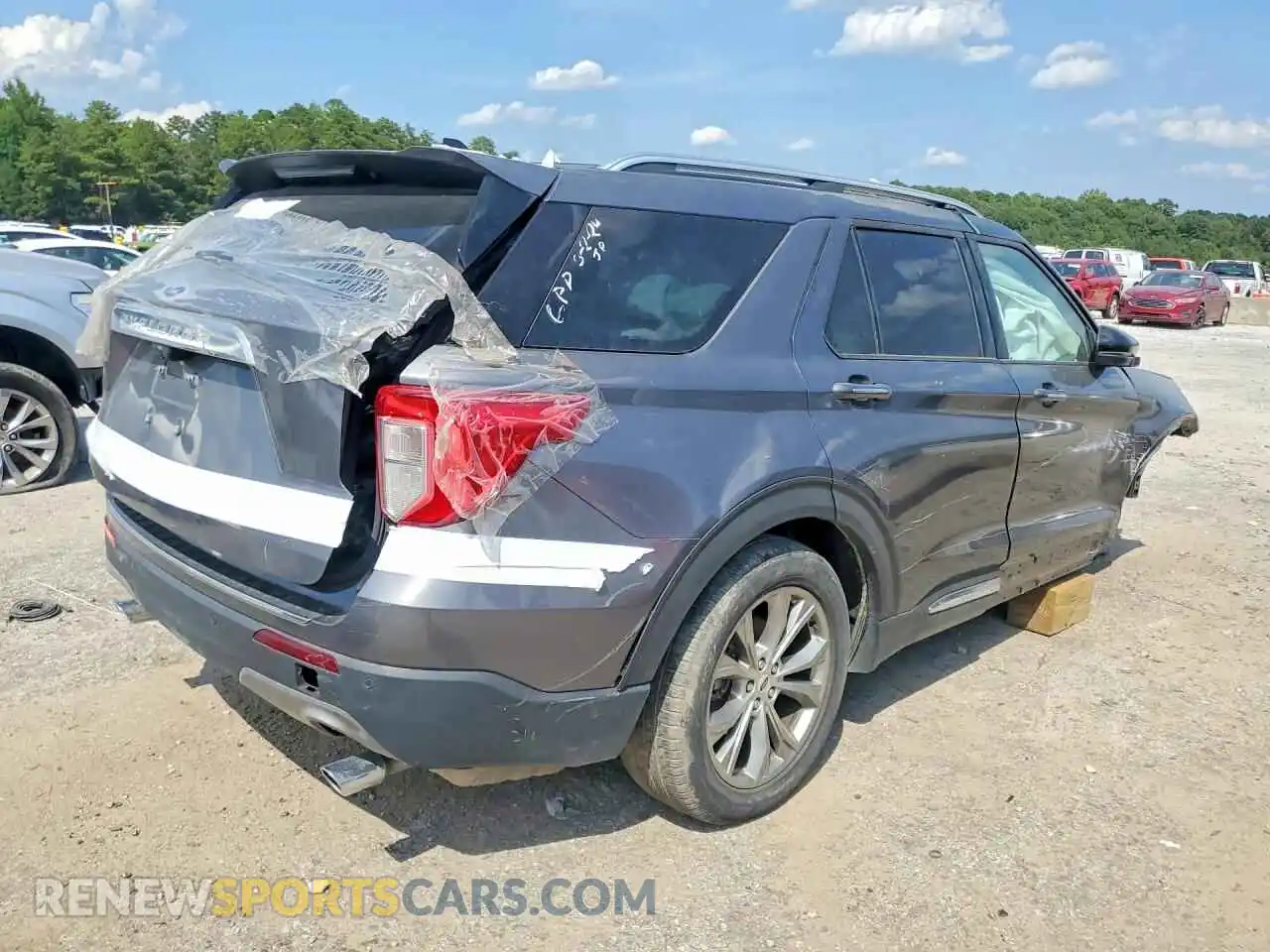 3 Фотография поврежденного автомобиля 1FMSK7FH7NGA63969 FORD EXPLORER 2022
