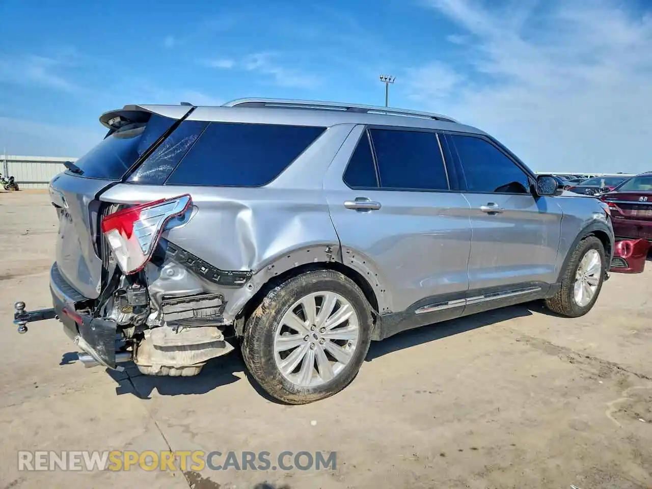 3 Photograph of a damaged car 1FMSK7FH8NGB64129 FORD EXPLORER 2022