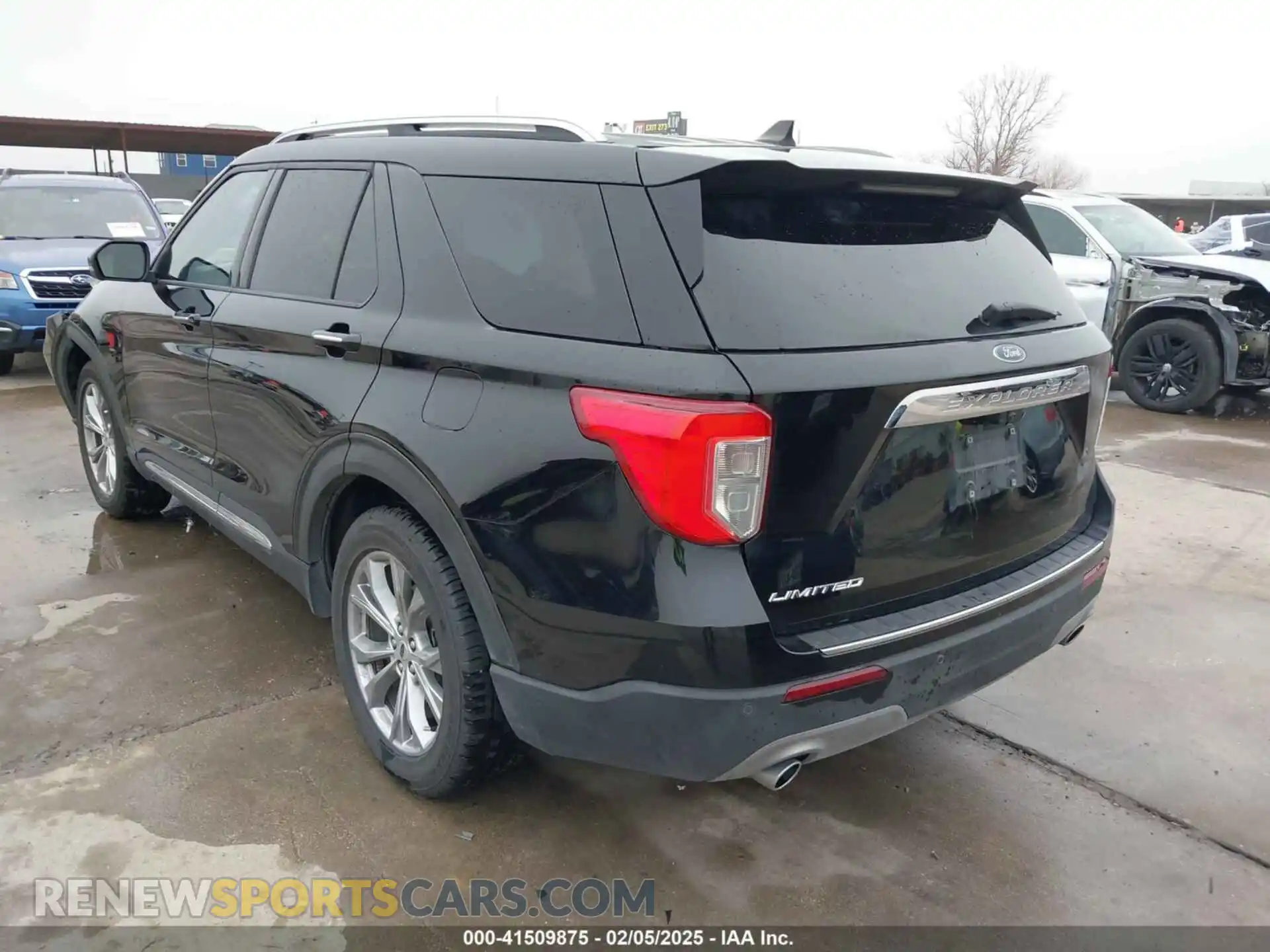 3 Photograph of a damaged car 1FMSK7FH9NGA11369 FORD EXPLORER 2022