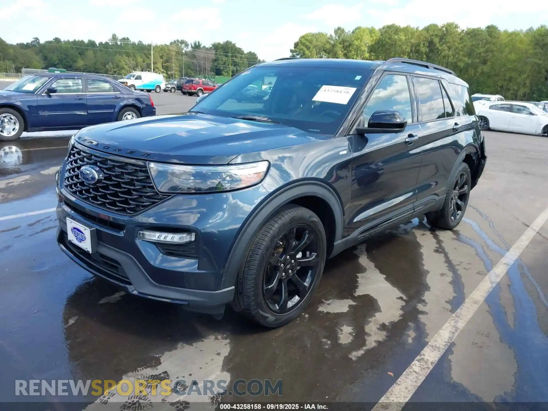 2 Photograph of a damaged car 1FMSK7KH7NGC46083 FORD EXPLORER 2022