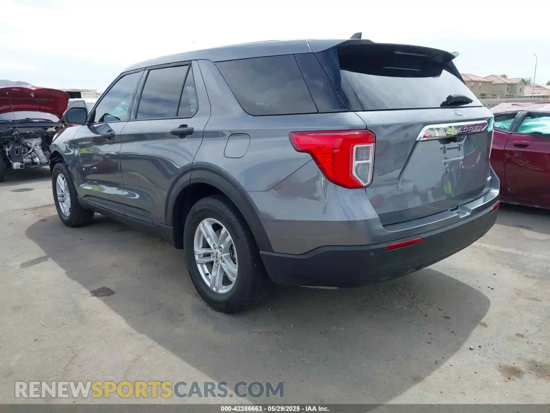 3 Photograph of a damaged car 1FMSK8BHXNGC20082 FORD EXPLORER 2022