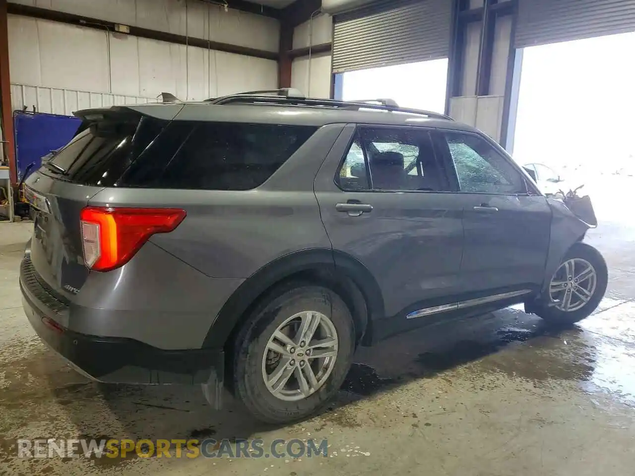 3 Photograph of a damaged car 1FMSK8DH0NGA54295 FORD EXPLORER 2022