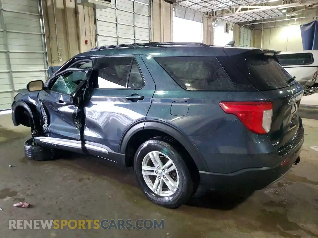 2 Photograph of a damaged car 1FMSK8DH0NGA77074 FORD EXPLORER 2022