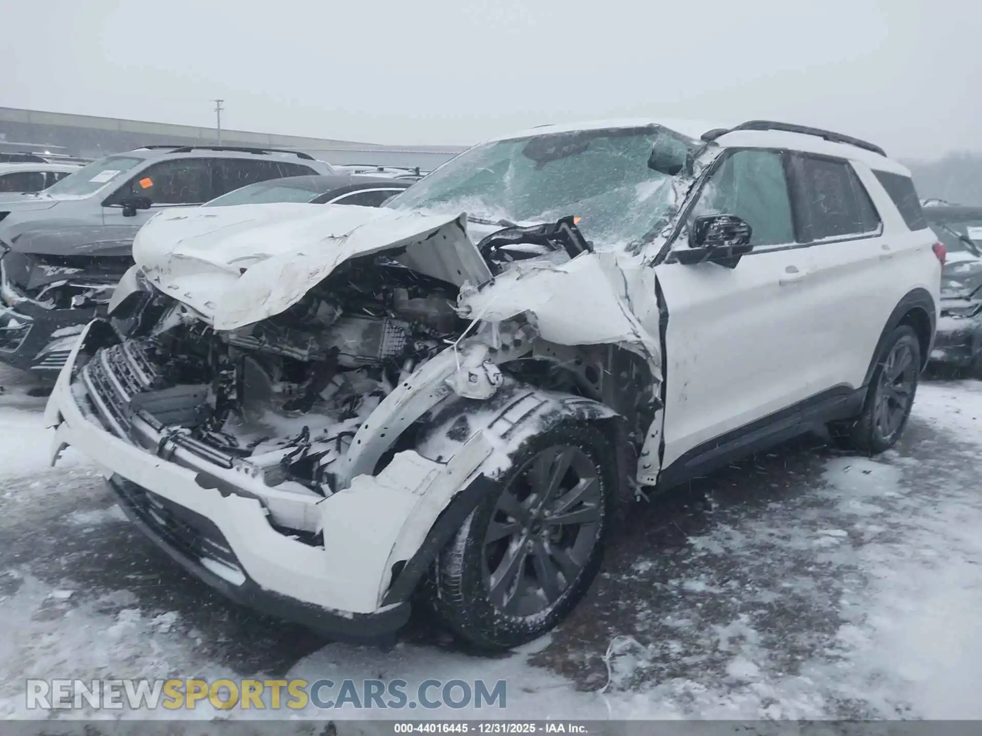 2 Фотография поврежденного автомобиля 1FMSK8DH1NGB72906 FORD EXPLORER 2022