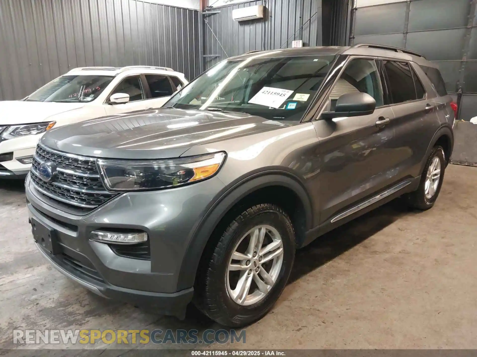 2 Photograph of a damaged car 1FMSK8DH1NGC17374 FORD EXPLORER 2022