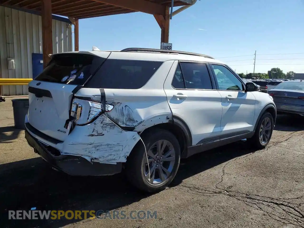 3 Photograph of a damaged car 1FMSK8DH2NGA71423 FORD EXPLORER 2022