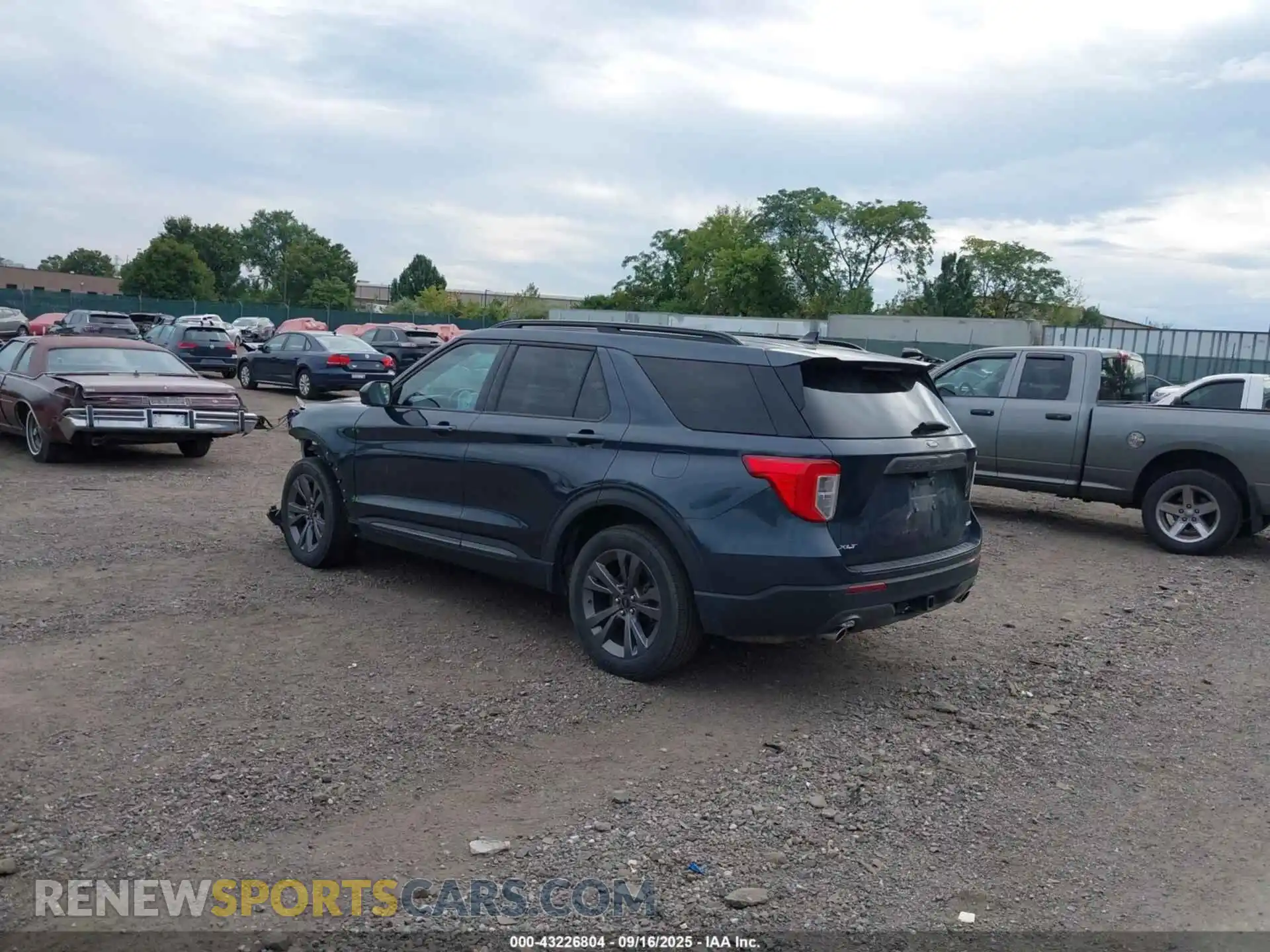 3 Photograph of a damaged car 1FMSK8DH2NGB66791 FORD EXPLORER 2022