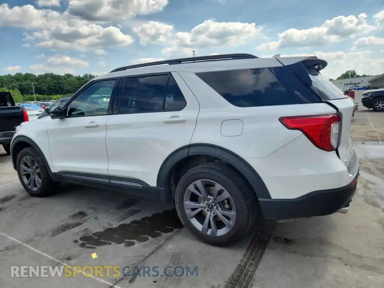 2 Photograph of a damaged car 1FMSK8DH2NGC29064 FORD EXPLORER 2022
