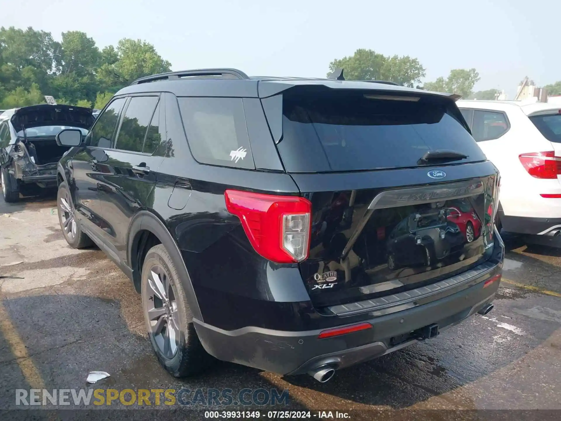 3 Photograph of a damaged car 1FMSK8DH3NGB26882 FORD EXPLORER 2022