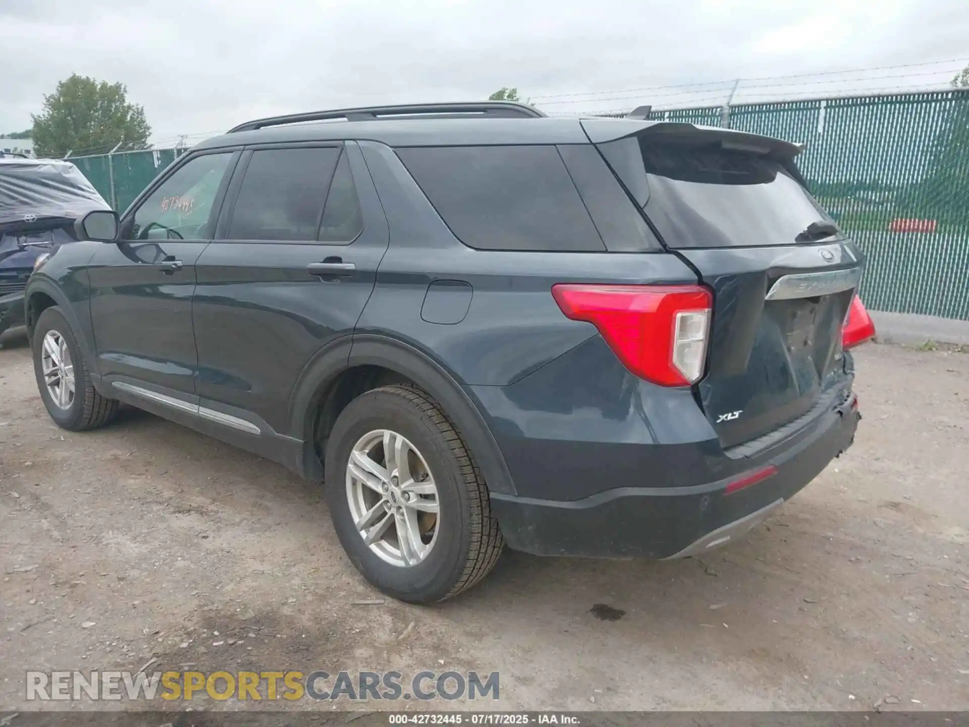 3 Photograph of a damaged car 1FMSK8DH4NGA87753 FORD EXPLORER 2022