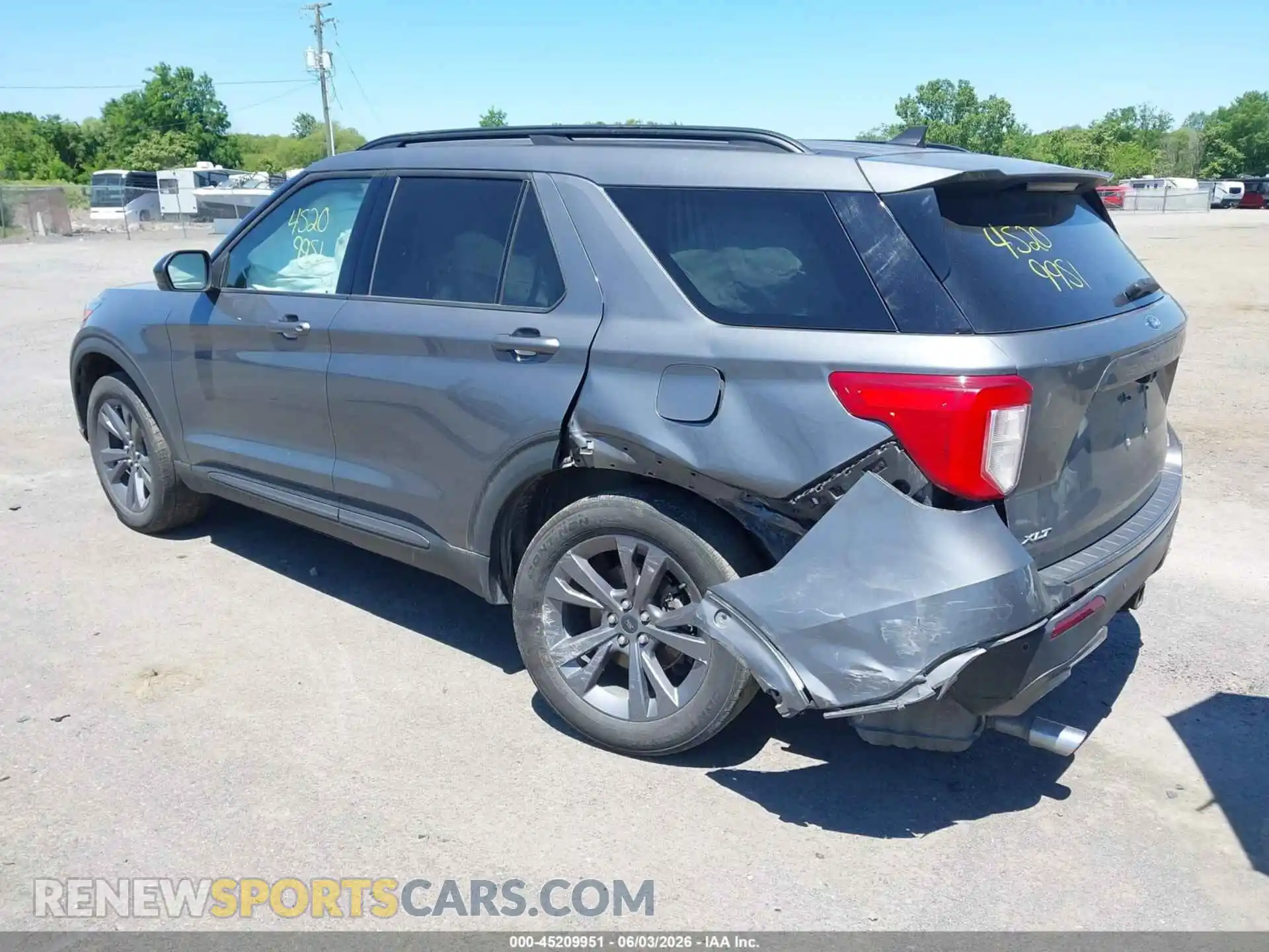 3 Photograph of a damaged car 1FMSK8DH4NGA97800 FORD EXPLORER 2022