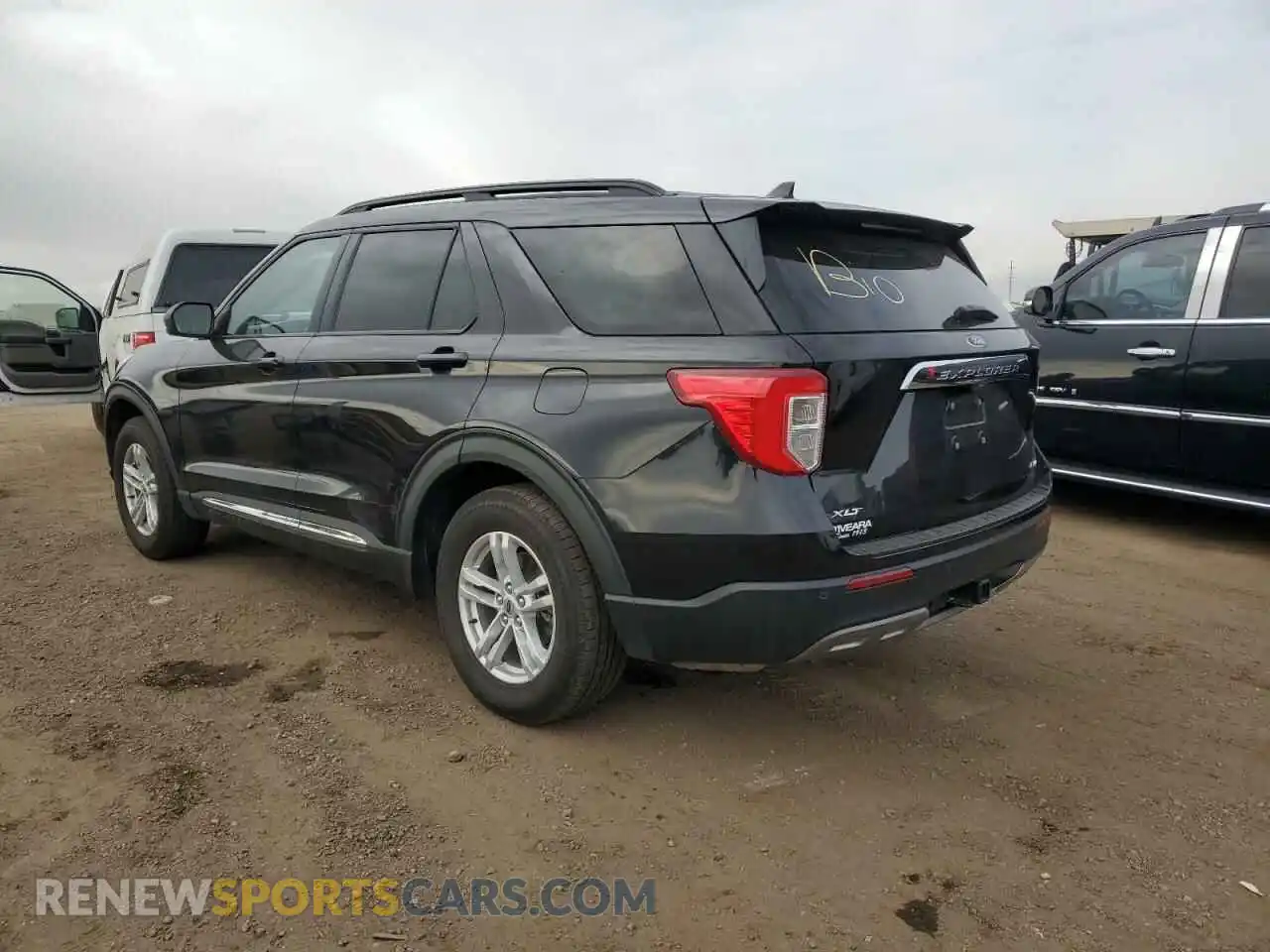 2 Photograph of a damaged car 1FMSK8DH6NGA15324 FORD EXPLORER 2022