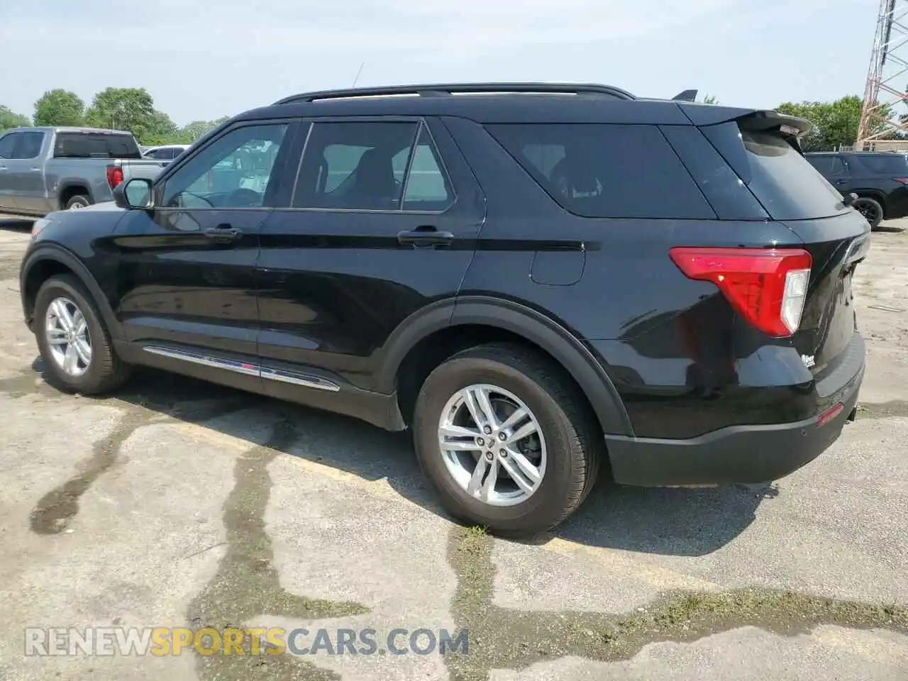 2 Фотография поврежденного автомобиля 1FMSK8DH7NGC20702 FORD EXPLORER 2022
