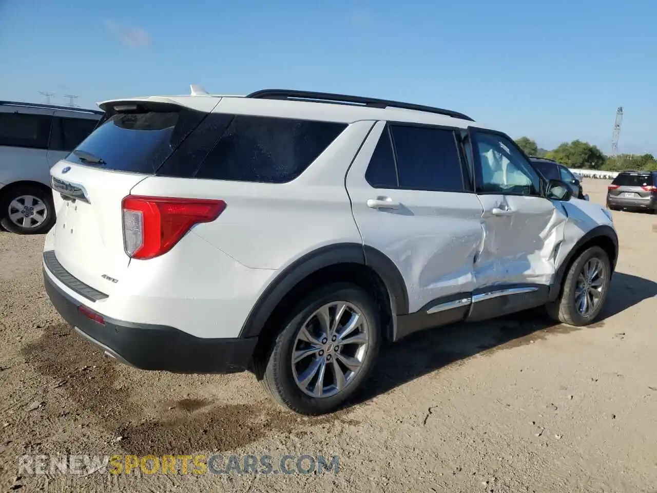 3 Photograph of a damaged car 1FMSK8DH8NGA98268 FORD EXPLORER 2022