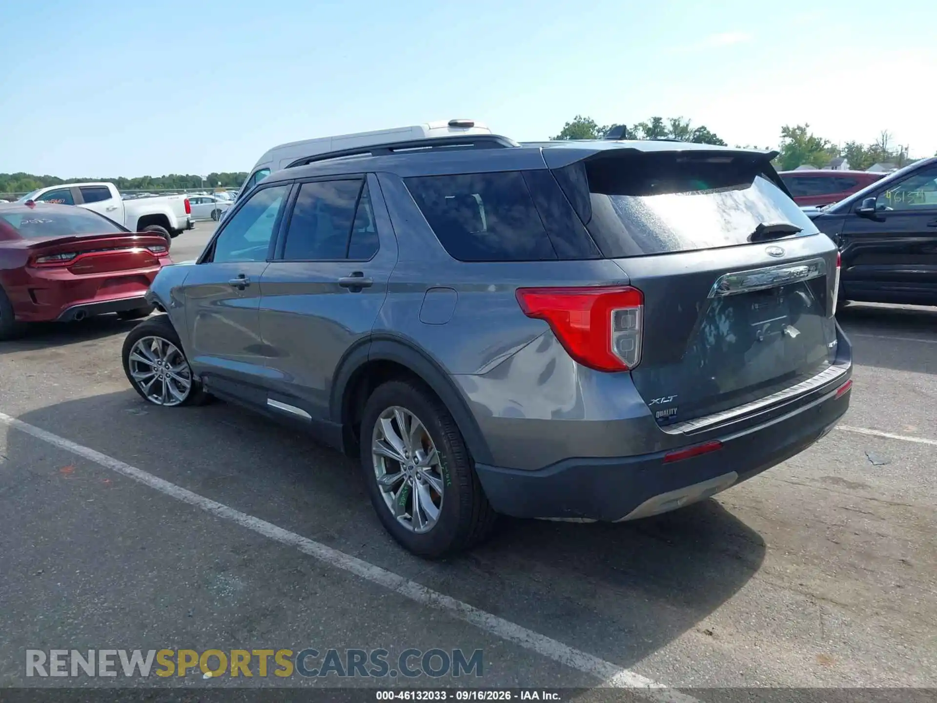 3 Photograph of a damaged car 1FMSK8DH9NGA92799 FORD EXPLORER 2022
