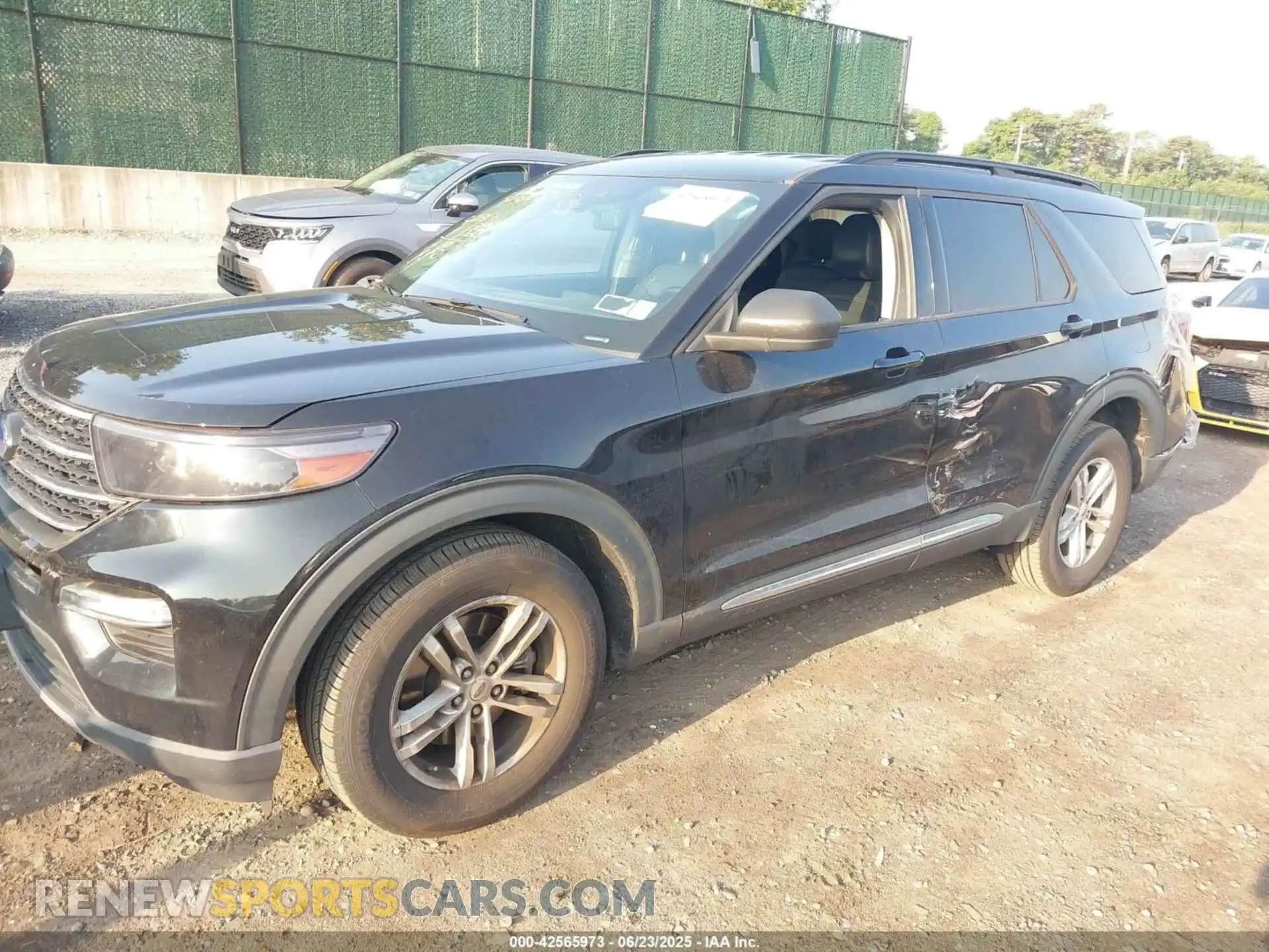 2 Photograph of a damaged car 1FMSK8DHXNGB27110 FORD EXPLORER 2022