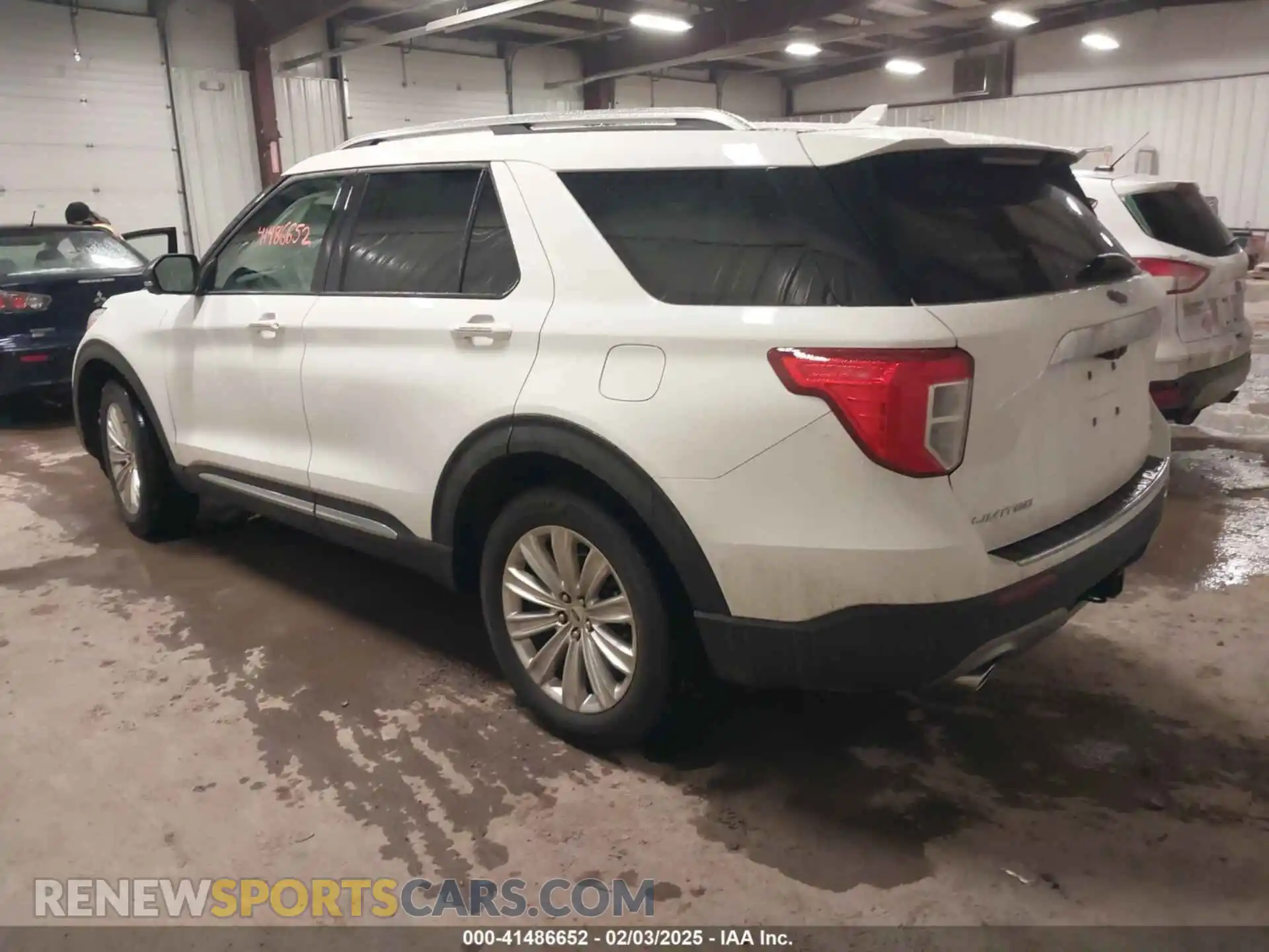 3 Photograph of a damaged car 1FMSK8FH3NGB75724 FORD EXPLORER 2022