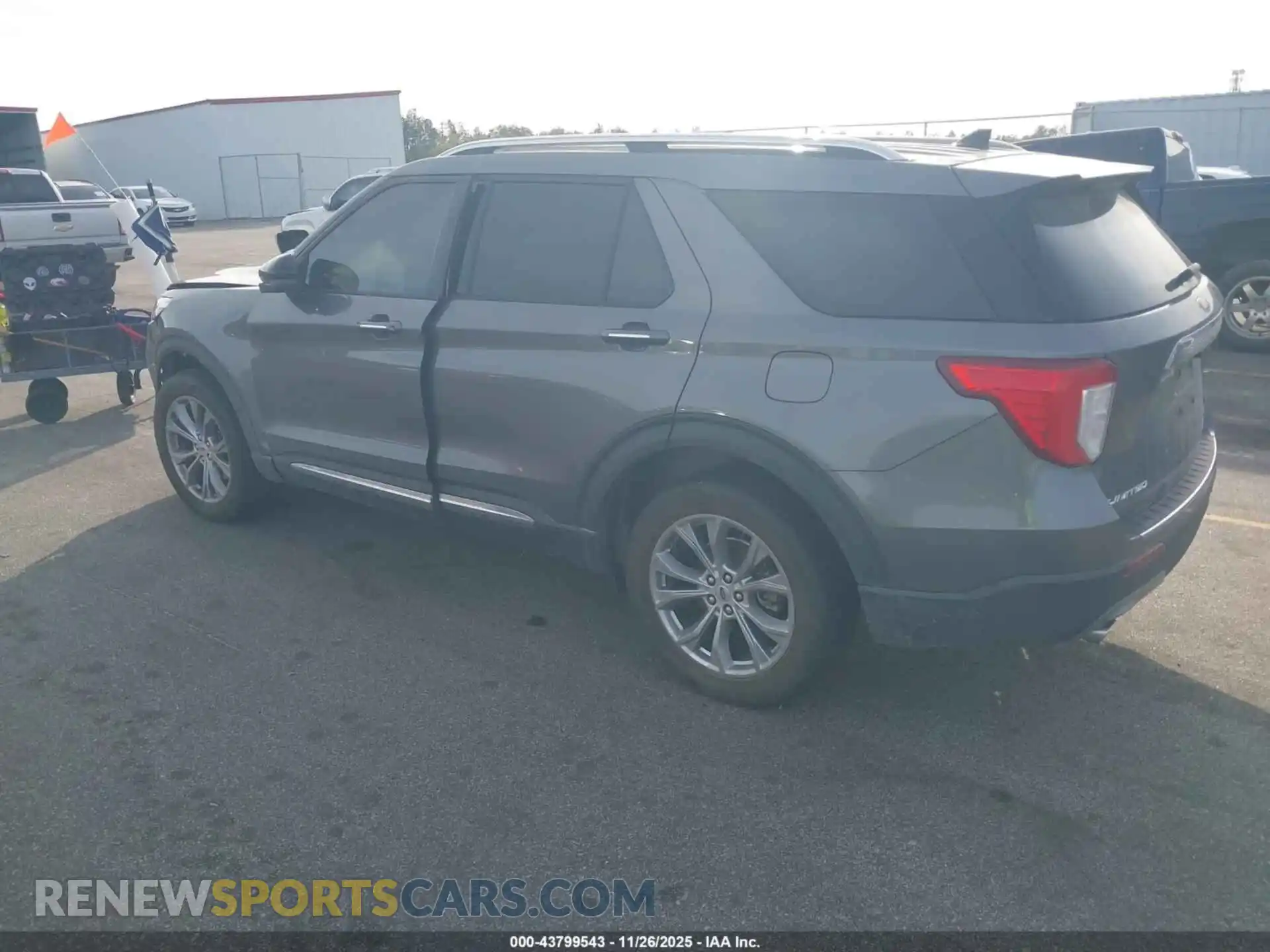 3 Photograph of a damaged car 1FMSK8FH5NGA32421 FORD EXPLORER 2022