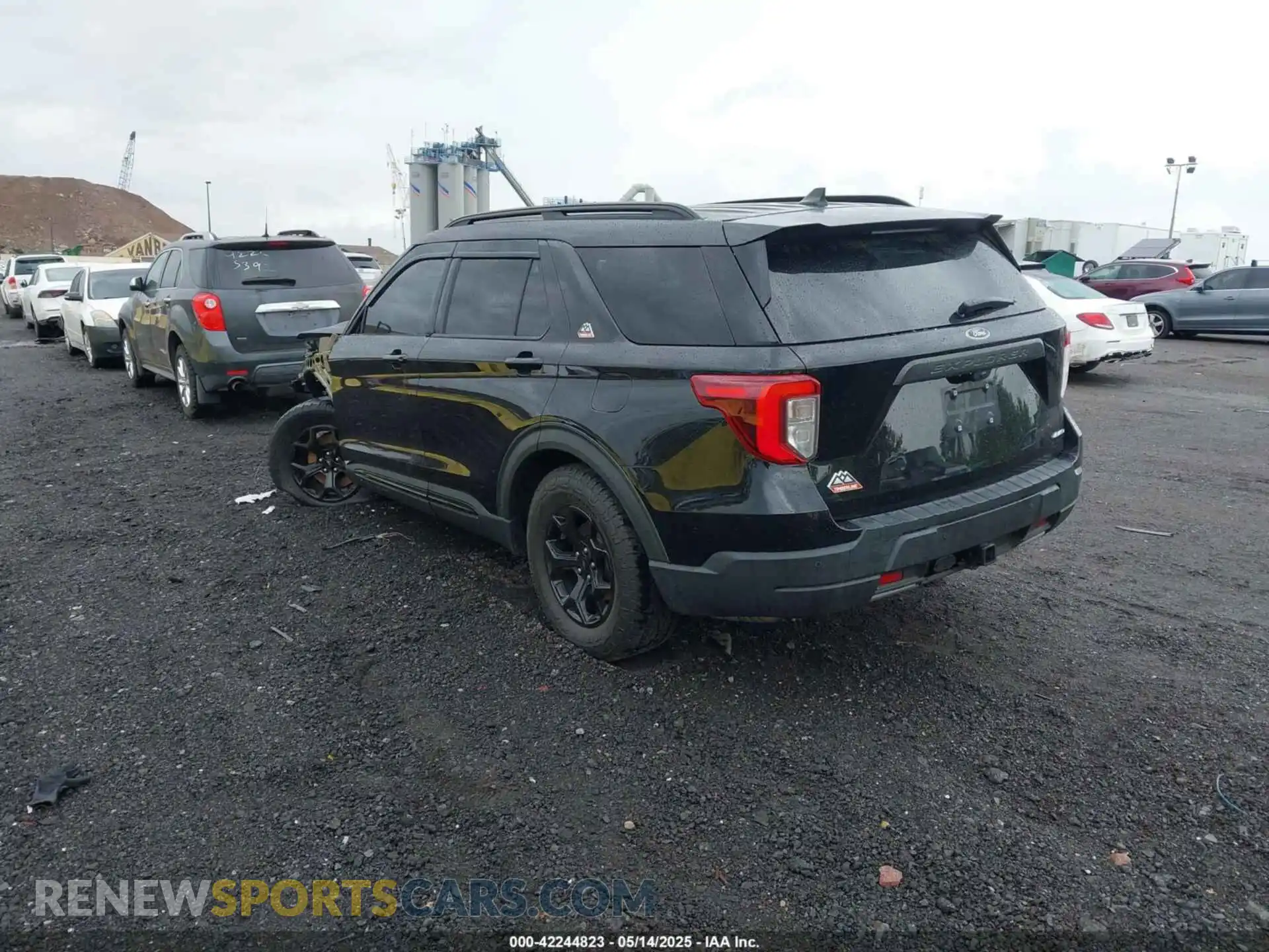 3 Photograph of a damaged car 1FMSK8JH0NGA82571 FORD EXPLORER 2022