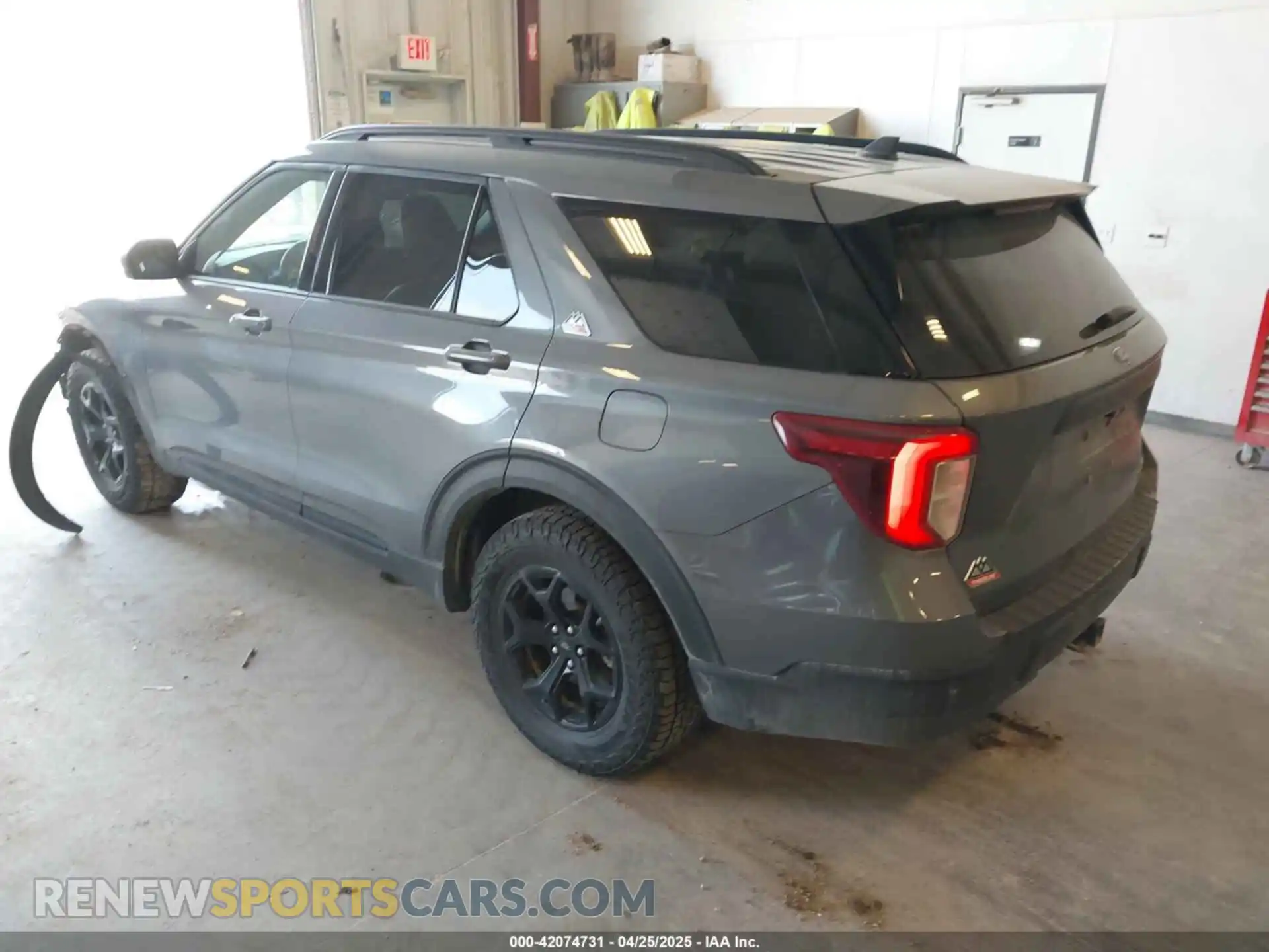 3 fotografías del automóvil dañado 1FMSK8JH1NGA67738 FORD EXPLORER 2022