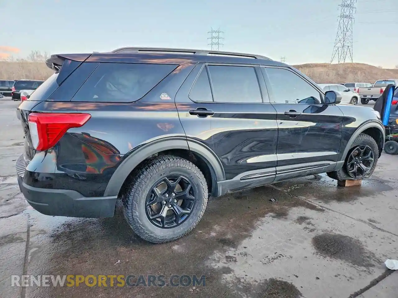 3 Photograph of a damaged car 1FMSK8JH3NGA62122 FORD EXPLORER 2022