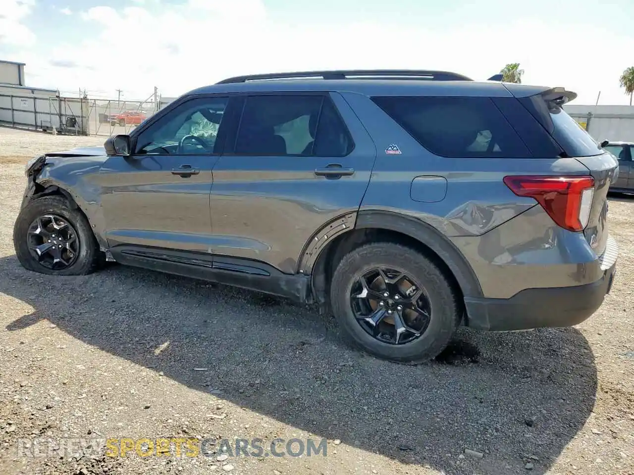 2 Photograph of a damaged car 1FMSK8JH3NGB64973 FORD EXPLORER 2022