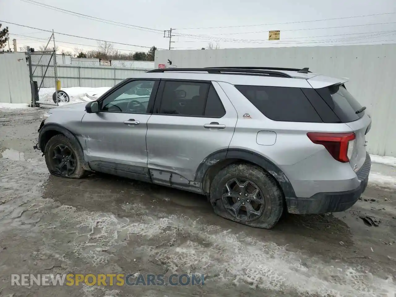 2 Photograph of a damaged car 1FMSK8JH4NGB10632 FORD EXPLORER 2022